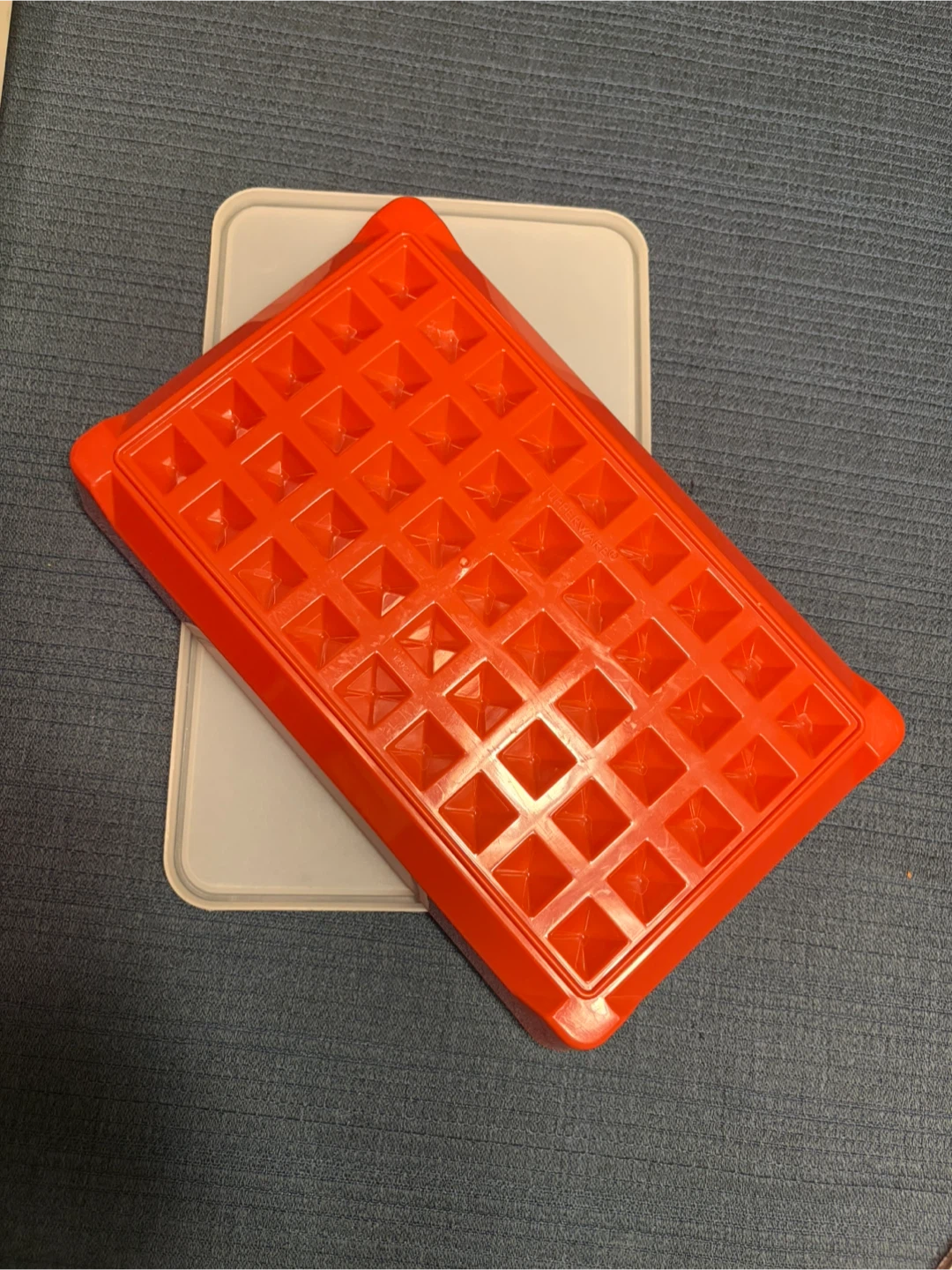Vintage Tupperware marinating tray - photo 2