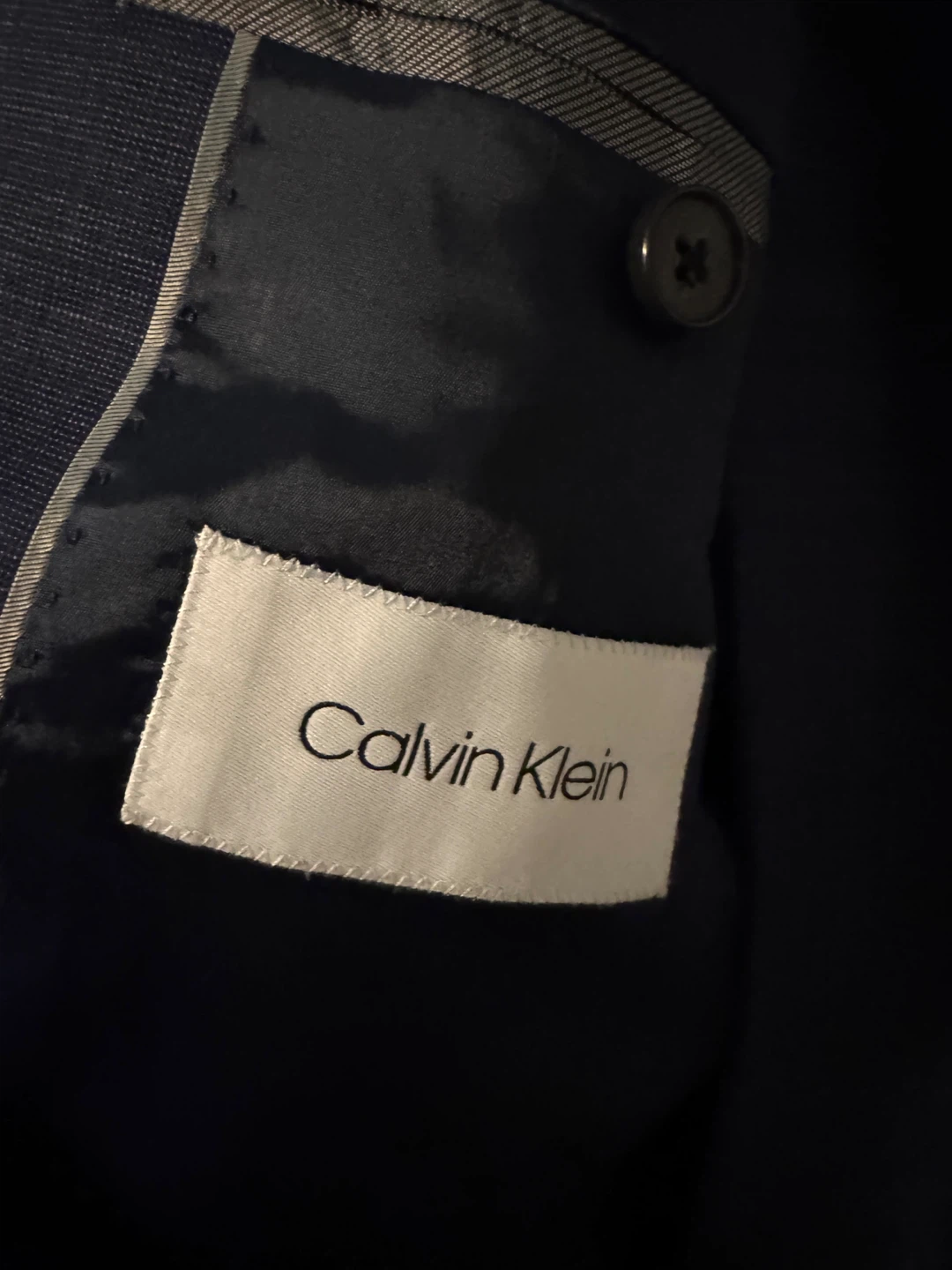 Calvin Klein Men's Navy Blue Suit Jacket size 40L