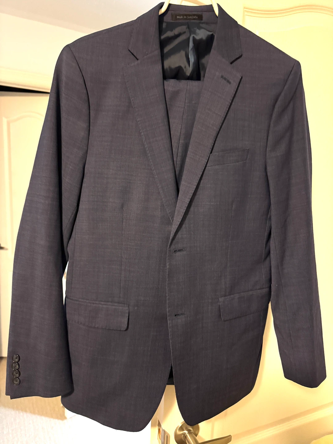 Calvin Klein Men's Navy Blue Suit Jacket size 40L - photo 3