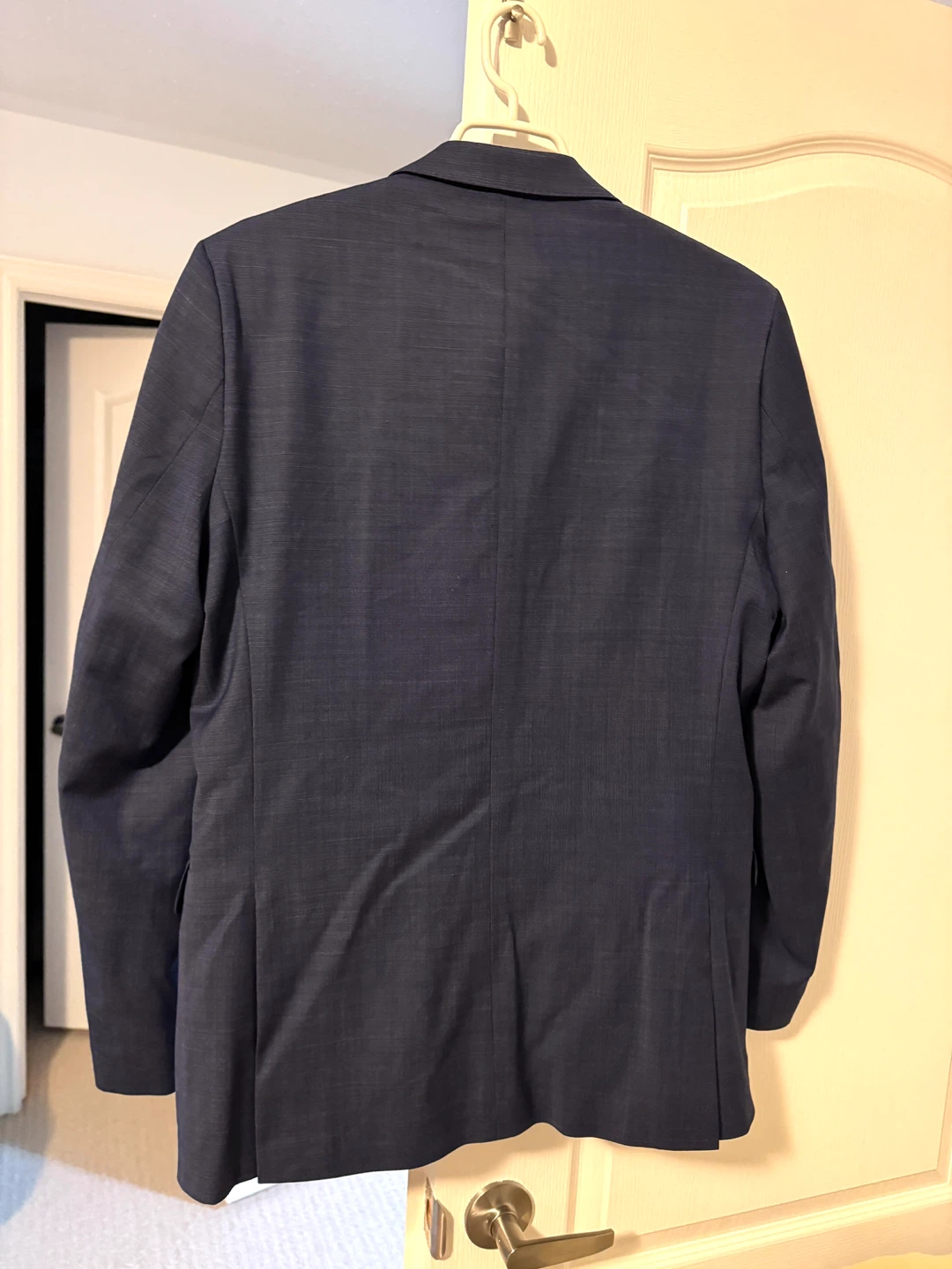 Calvin Klein Men's Navy Blue Suit Jacket size 40L - photo 4
