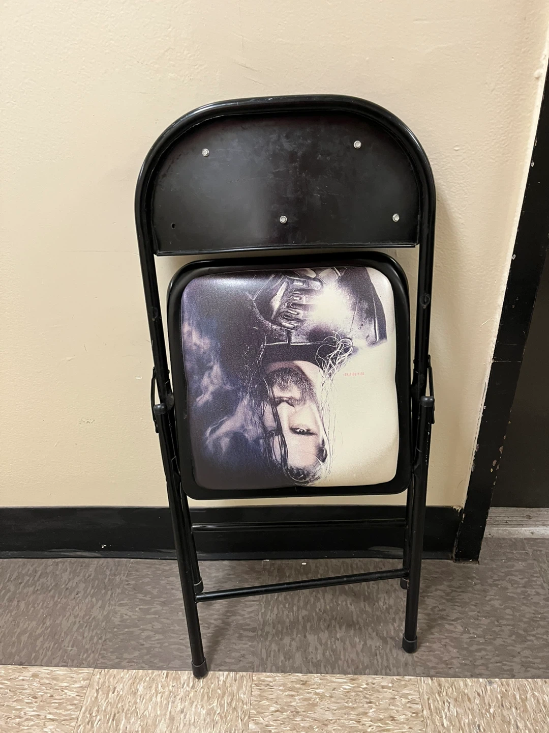 WWE VIP EXPERIENCE CHAIR 2014 - photo 4