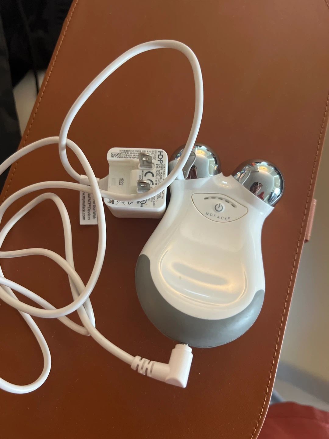NuFACE Trinity Facial Toning Device