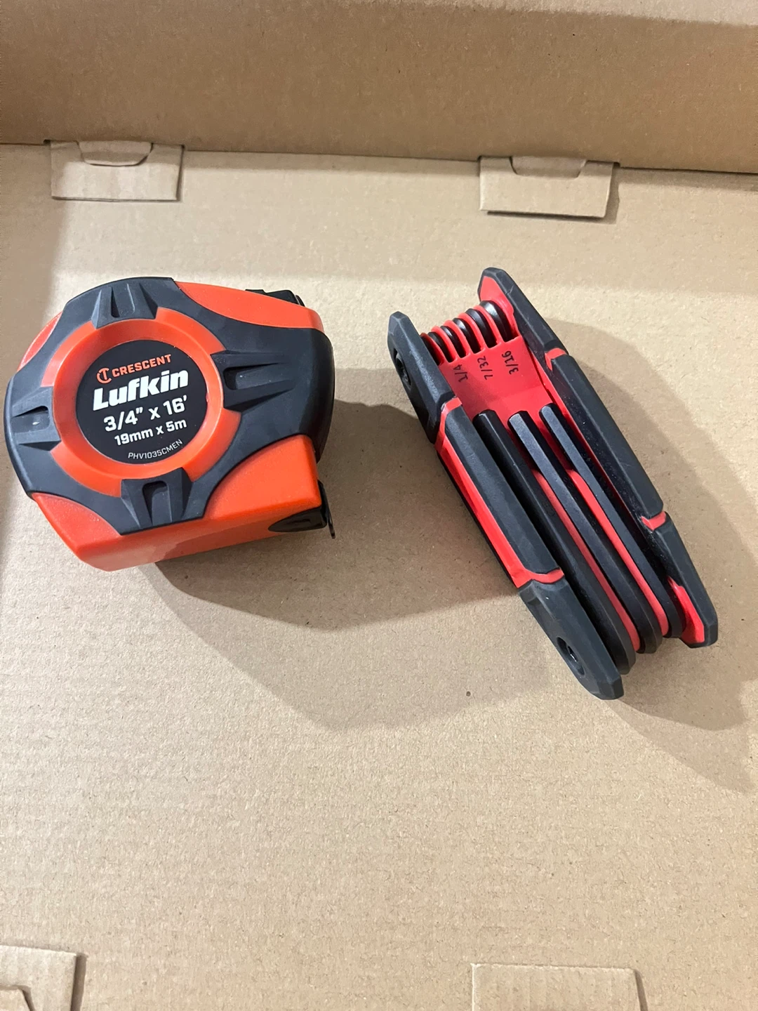 Lifkin Crescent tape measure and Allen key
