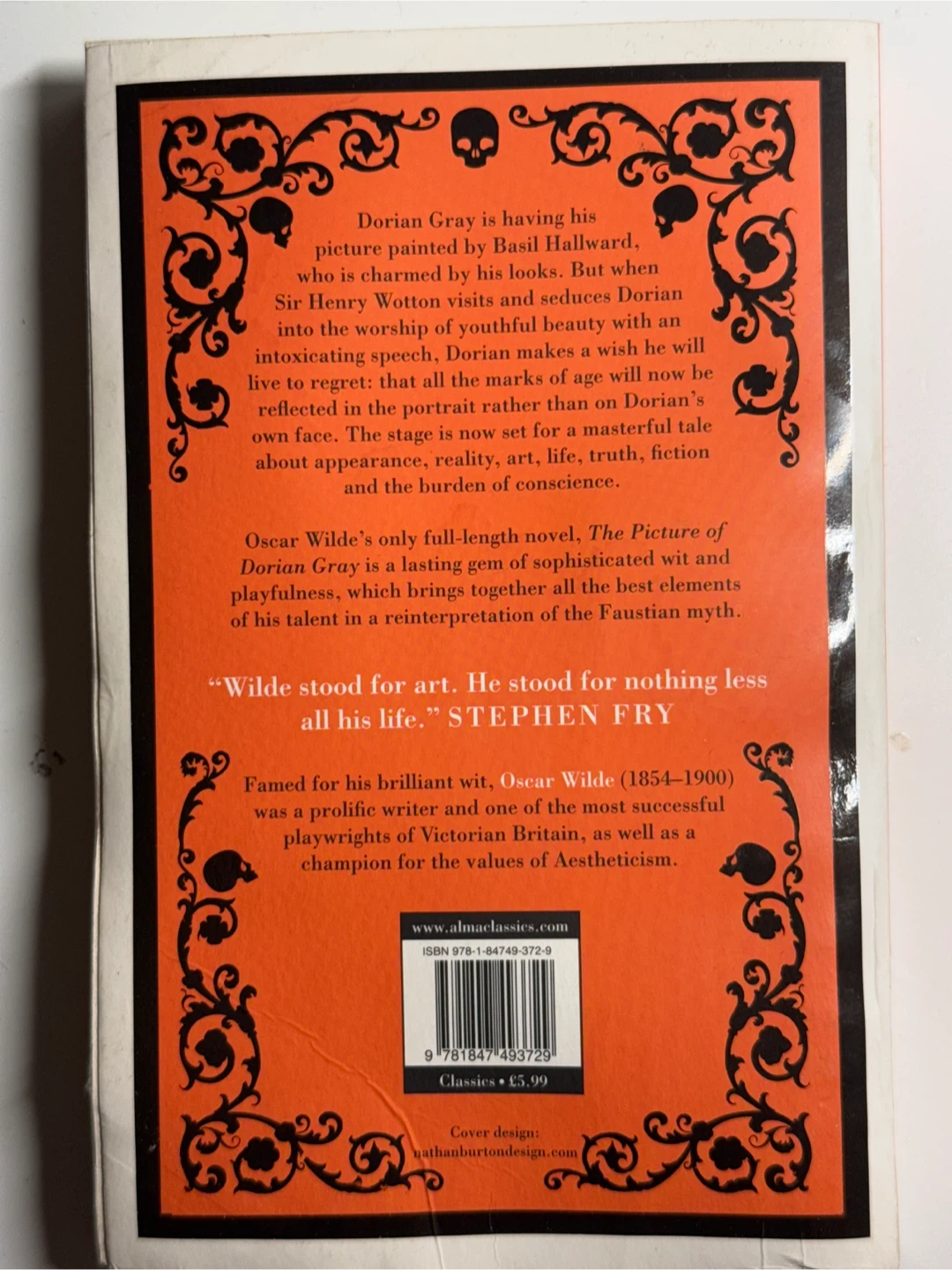 The Picture of Dorian Gray by Oscar Wilde: Classic Novel - photo 2
