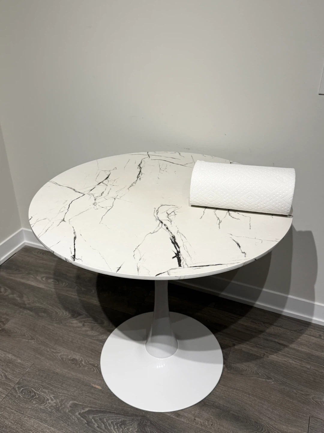 Round dining table - photo 2