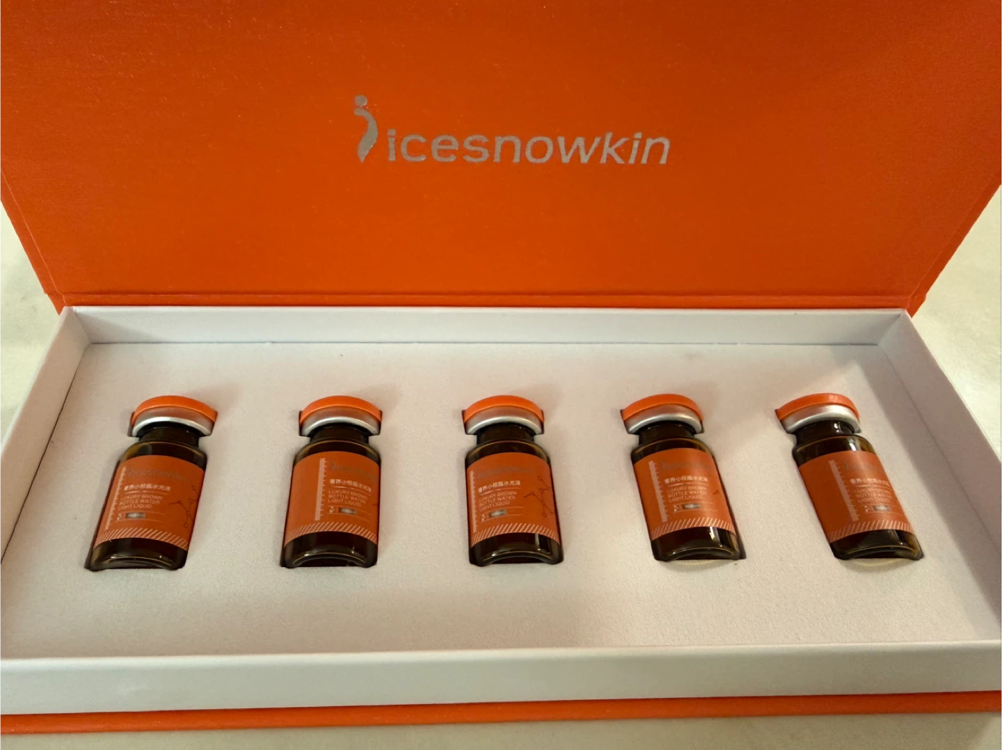 BRAND NEW Luxury Hydrating Skincare Set – 10 Bottles - photo 3