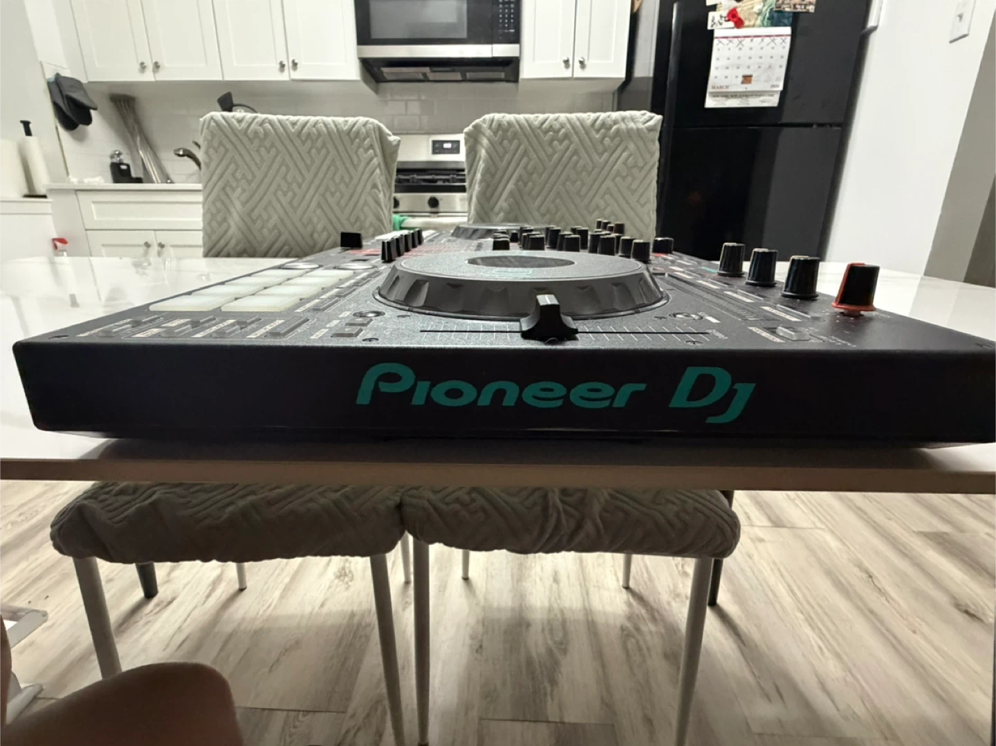 Pioneer DJ DDJ-SX2 DJ Controller with Serato - photo 5