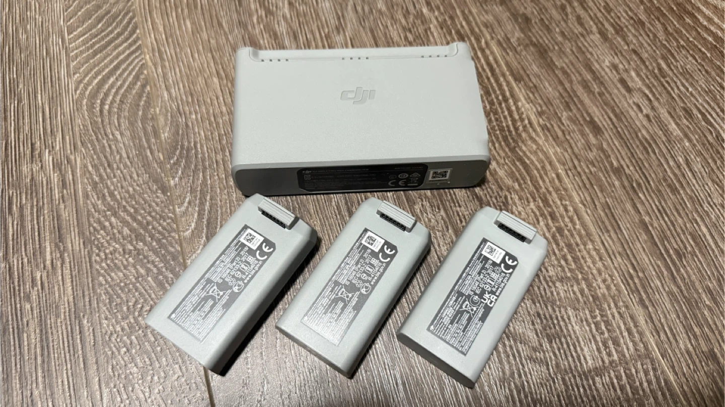 DJI Mini 2 Fly More Combo Drone - photo 5