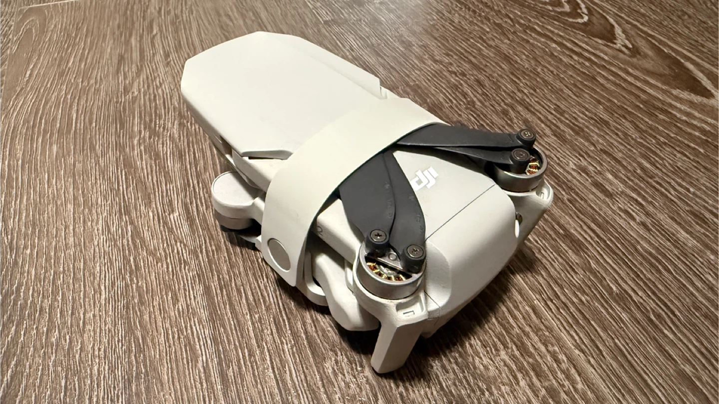 DJI Mini 2 Fly More Combo Drone - photo 4