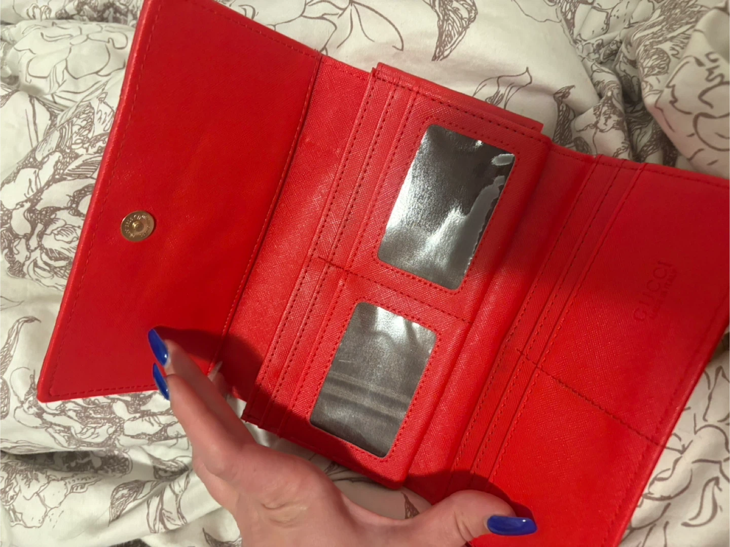 Red Gucci Wallet - photo 3