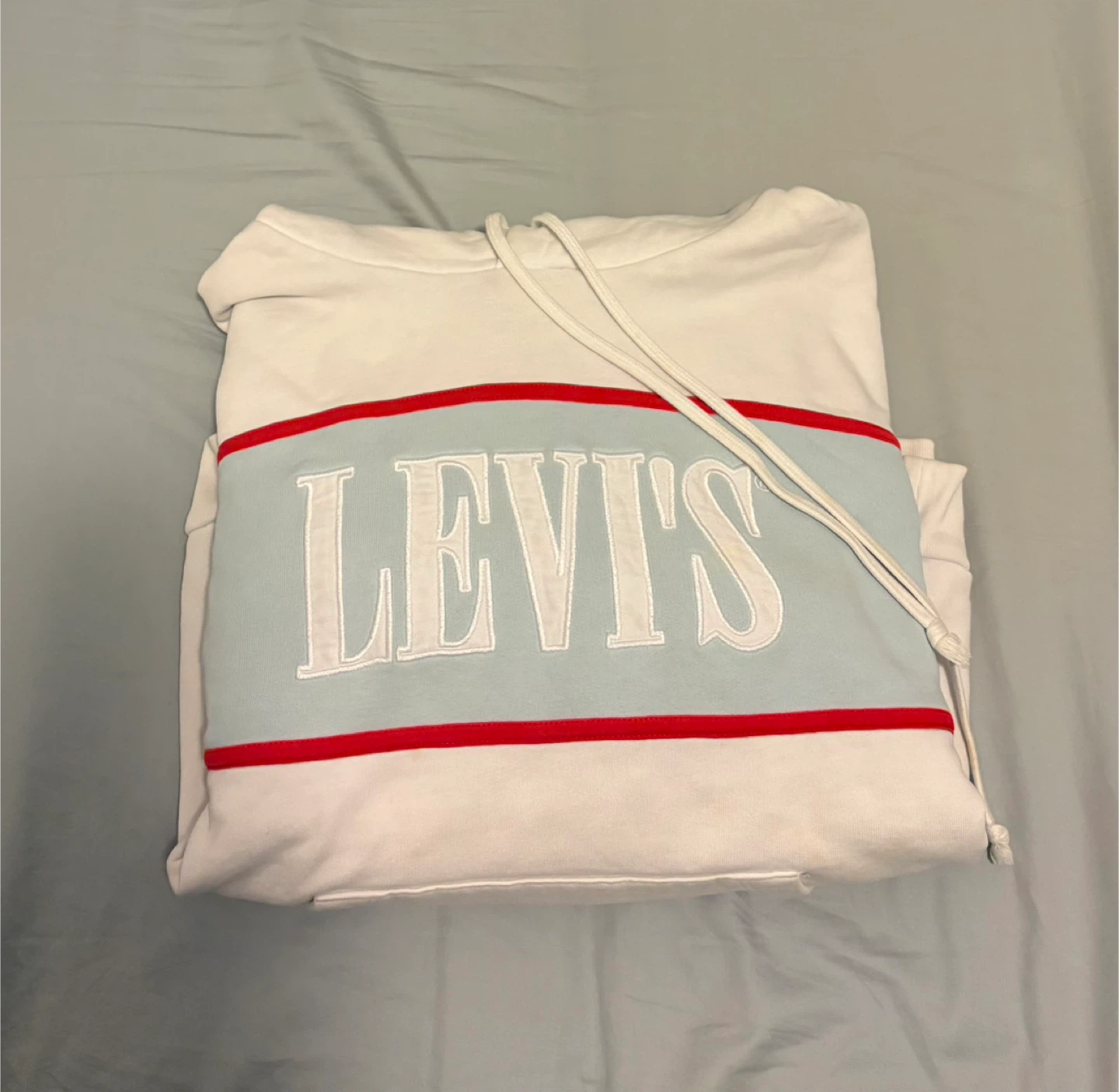 Levi's White Hoodie - size S-M