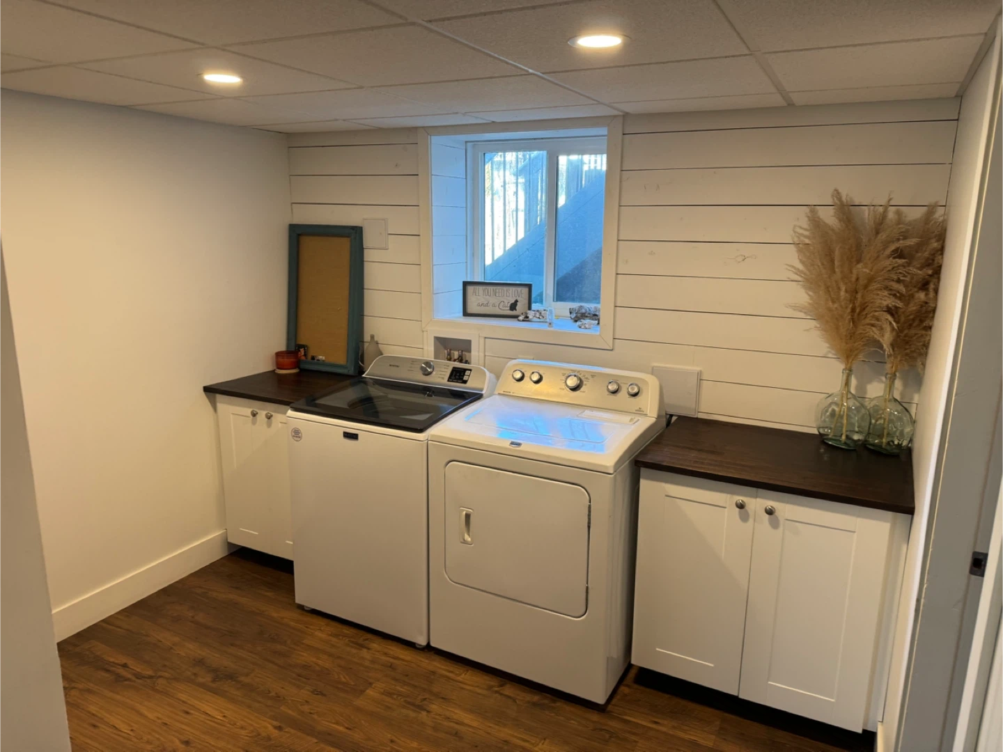 Bright ground level suite Pitt Meadows - photo 4