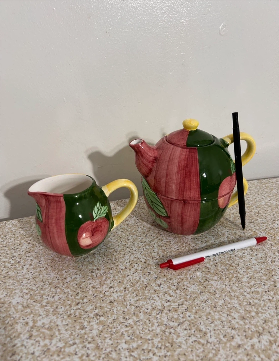 Strawberry Teapot and Creamer Set