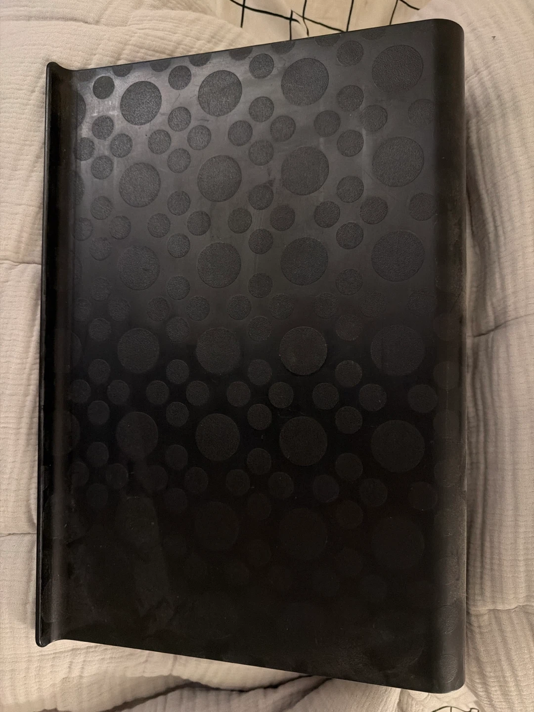 Black laptop heat lap desk