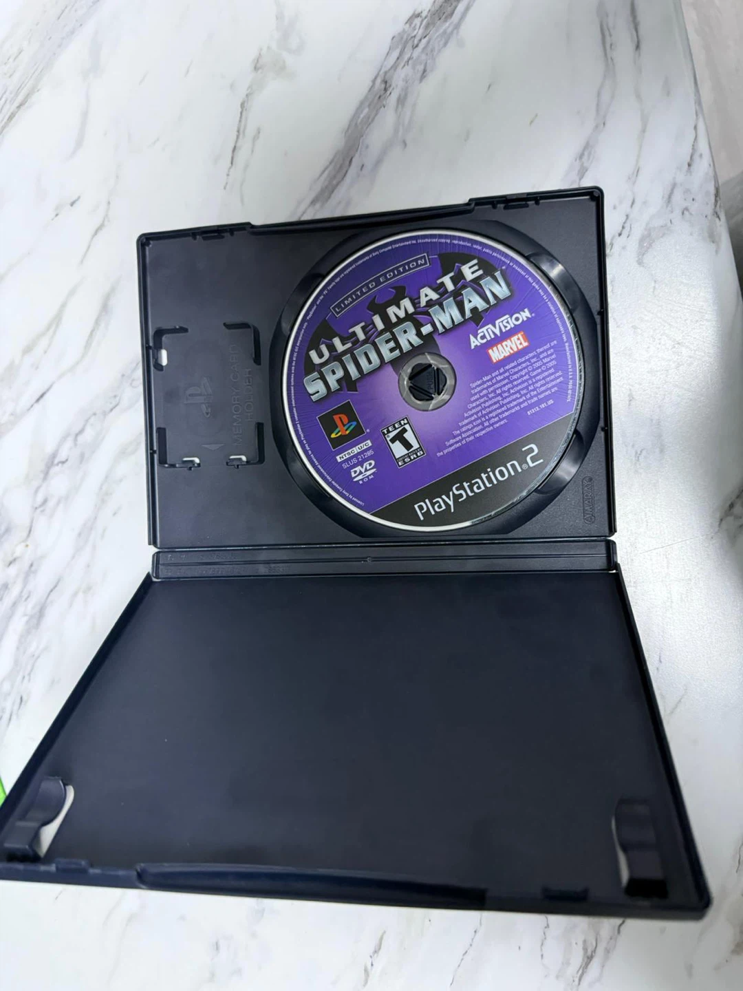 Ultimate Spider-Man Limited Edition PlayStation 2 - photo 3