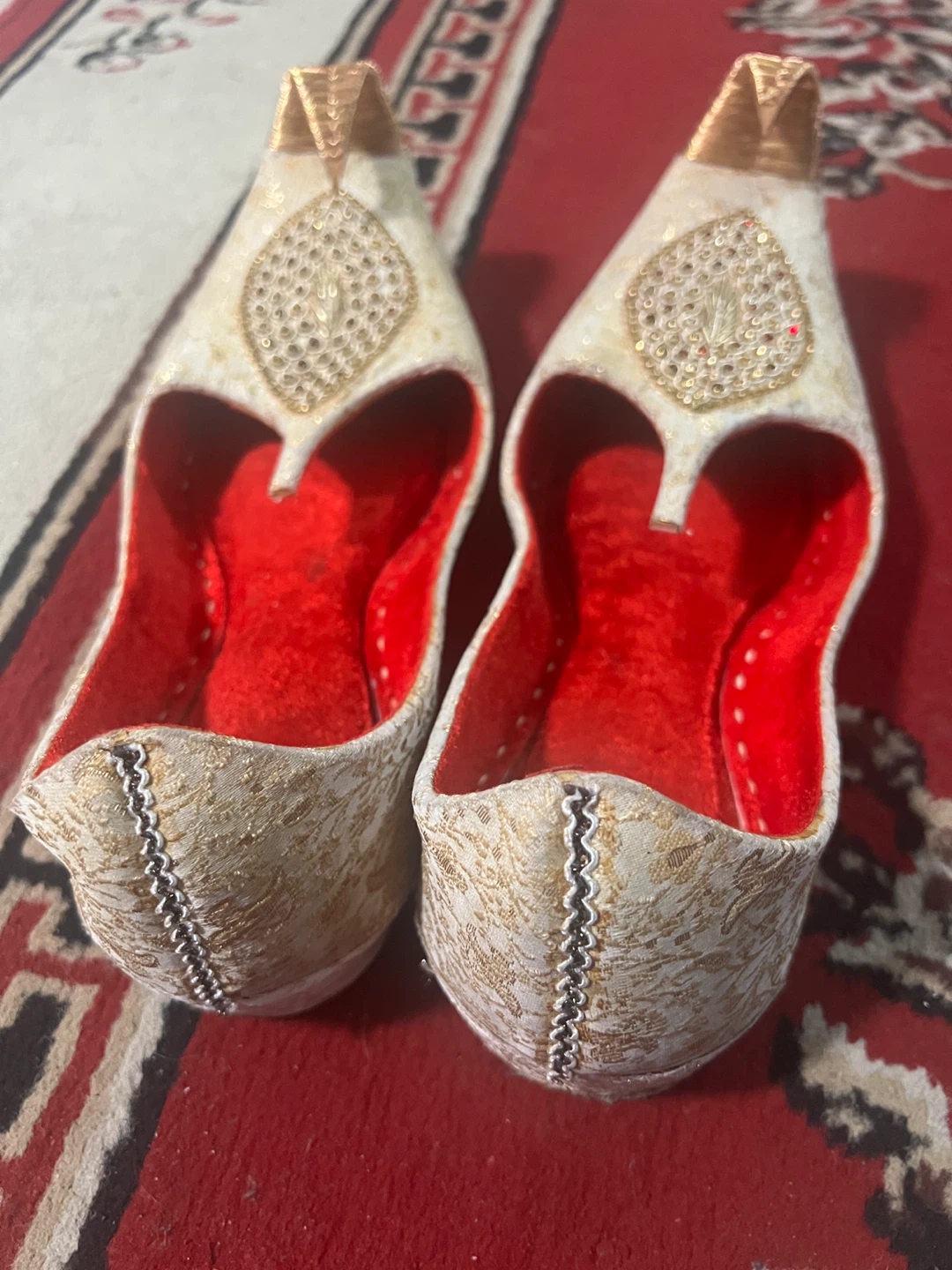 Embellished Jutti Mojari Shoes - photo 2