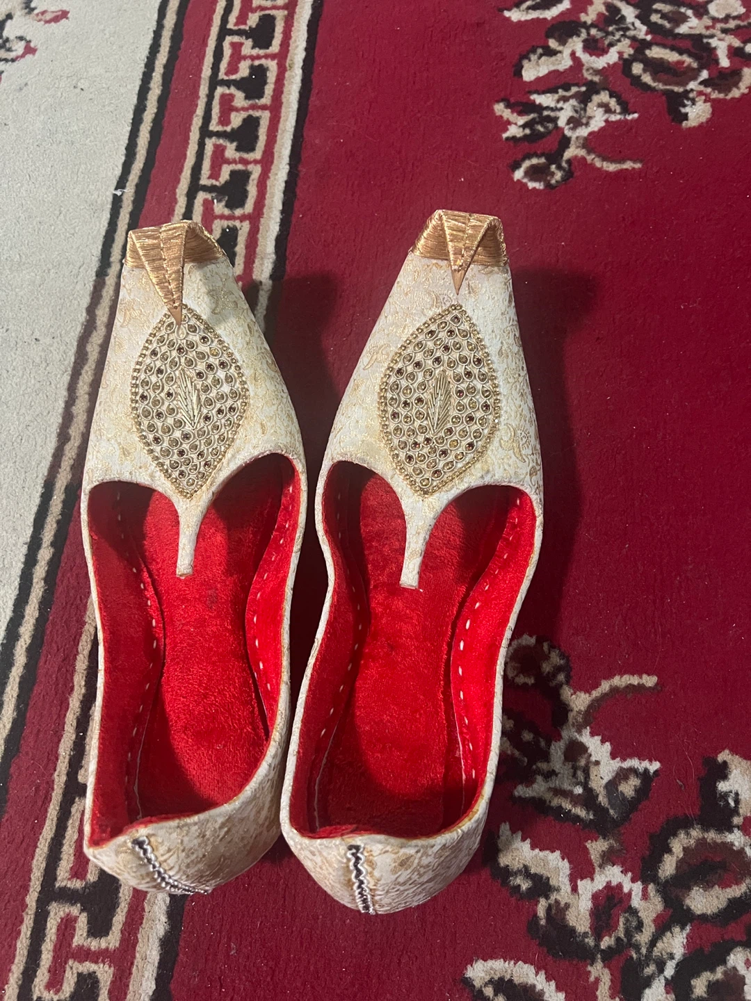 Embellished Jutti Mojari Shoes - photo 3