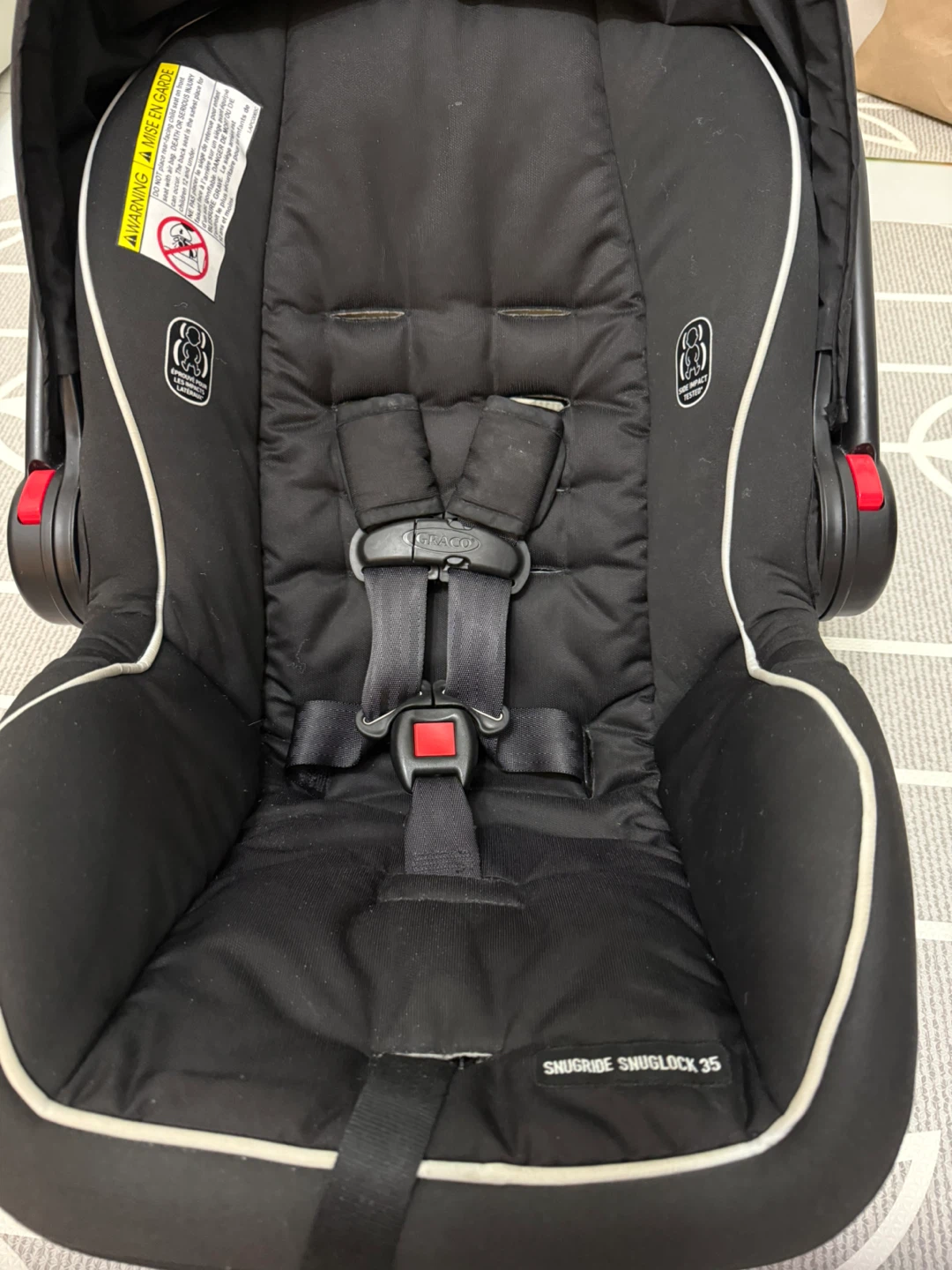 Graco SnugRide 35 Infant Car Seat