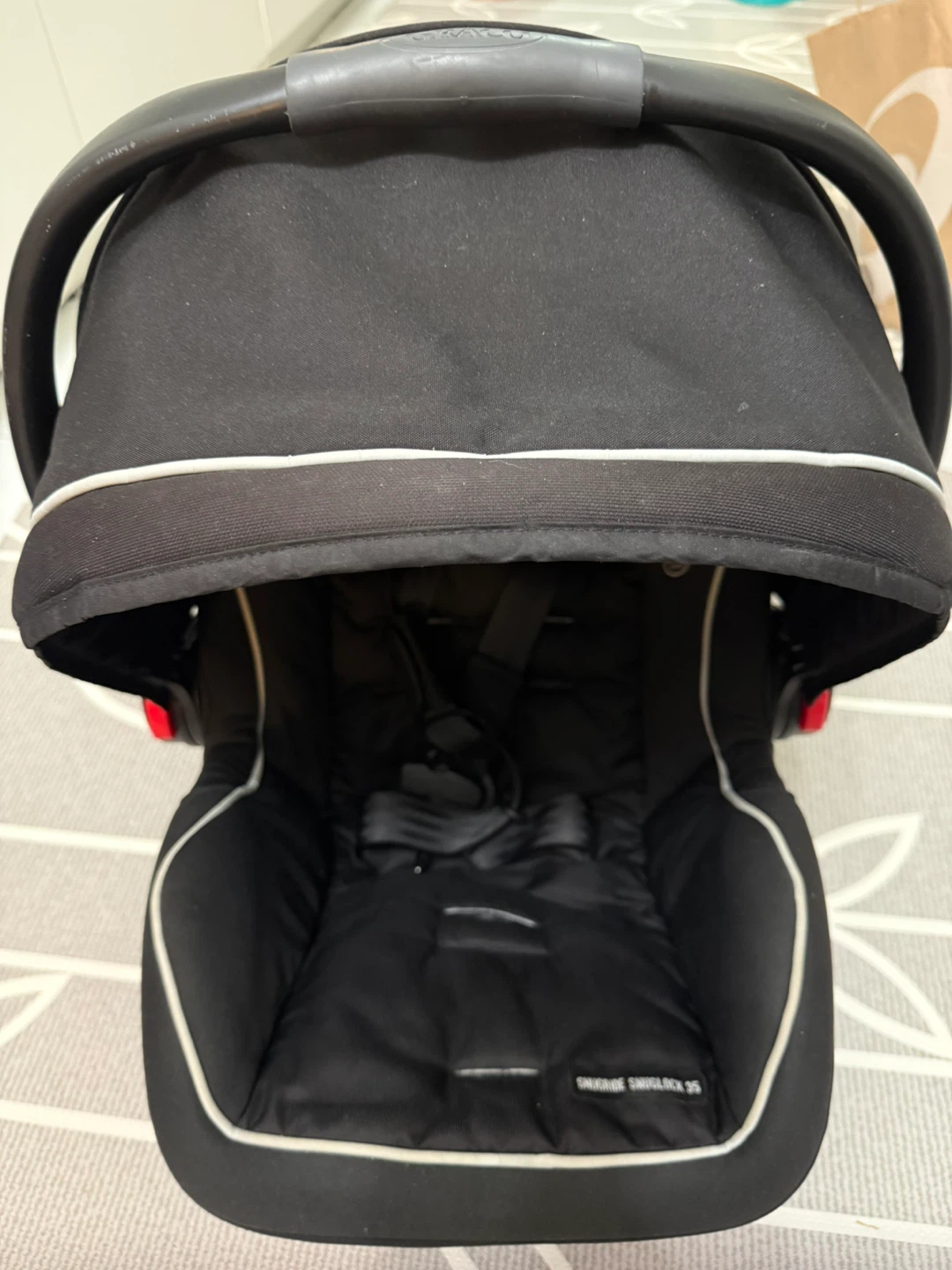Graco SnugRide 35 Infant Car Seat - photo 2