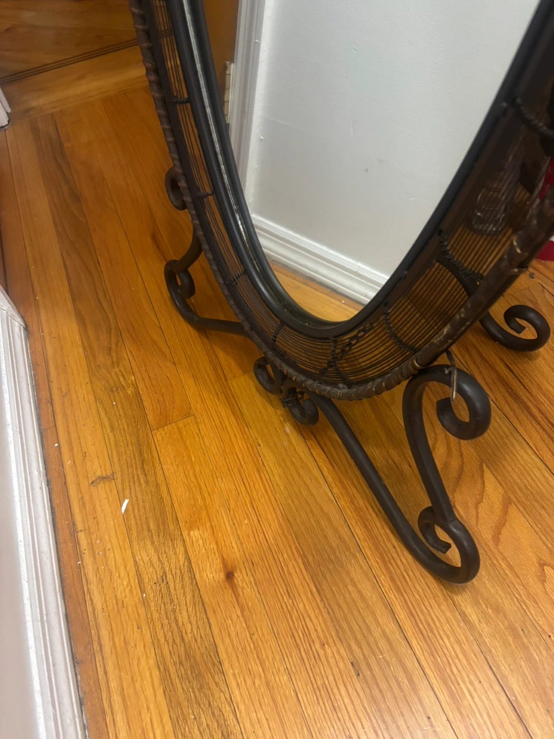 Vintage Oval Standing Mirror - photo 2