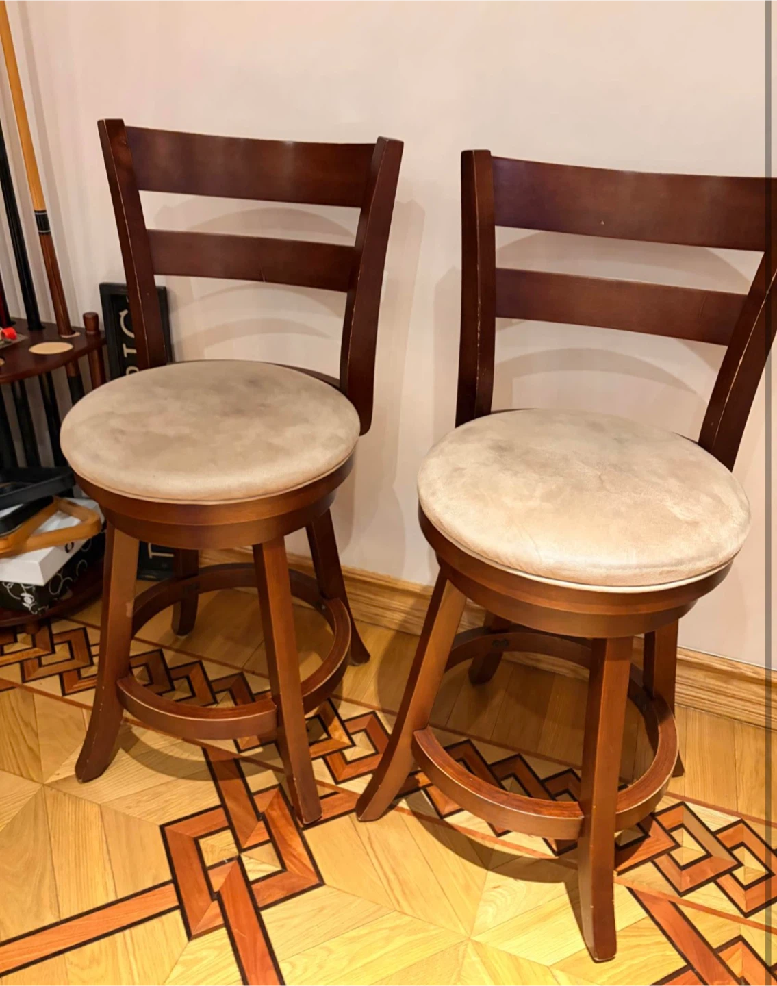 Set of 2 Wooden Swivel Bar Stools with Padded Seats