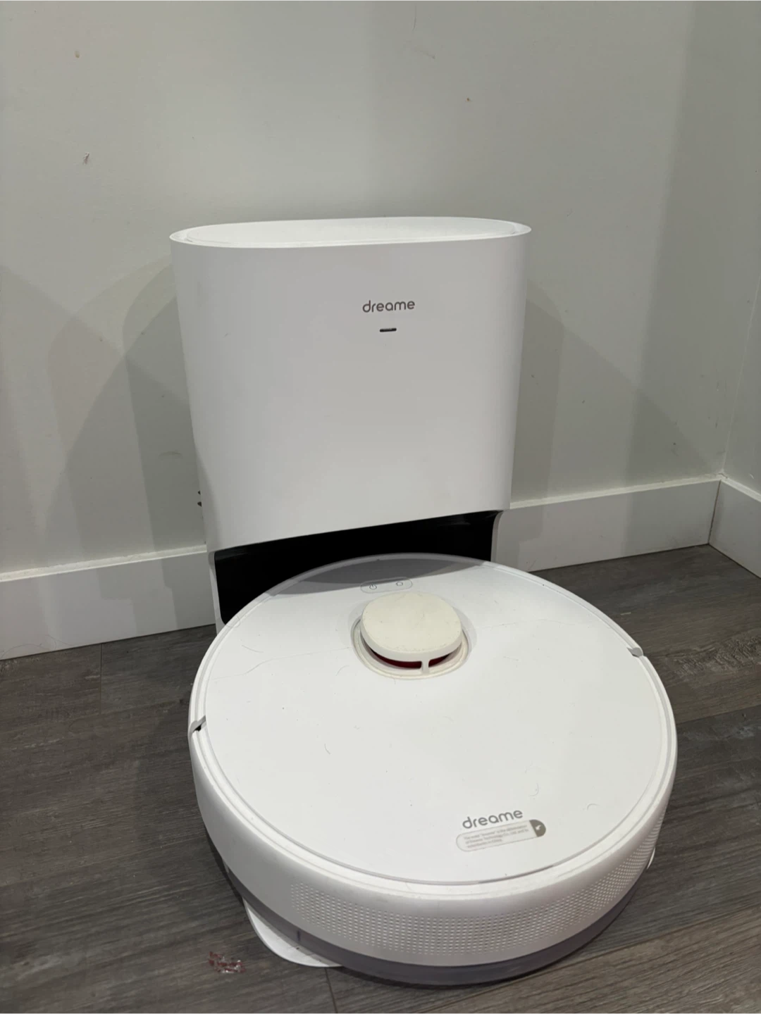 Dreame Robot Vacuum and Docking Station