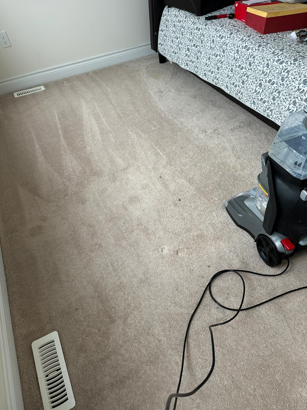Hoover Carpet Cleaner - photo 3