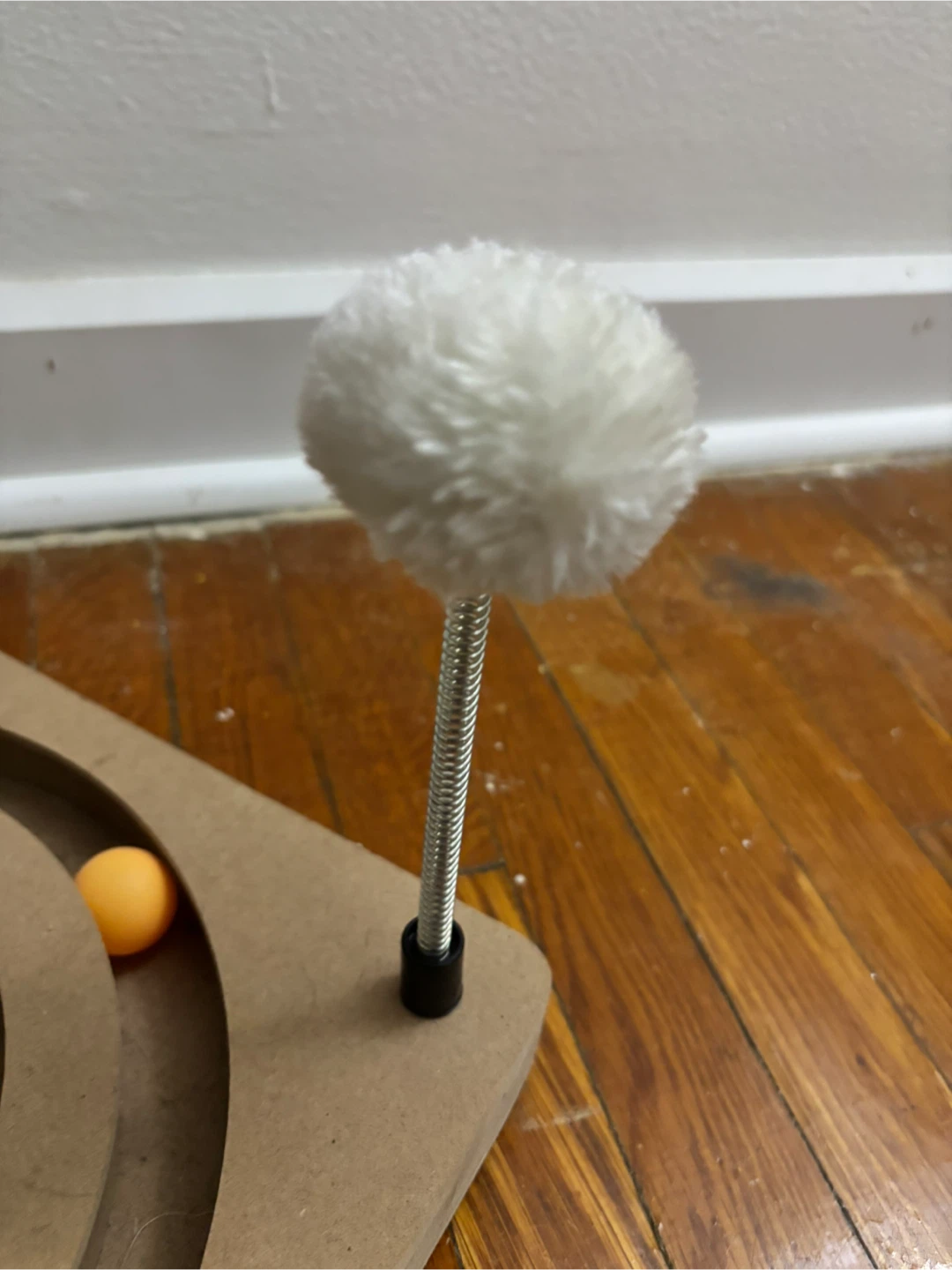 Cat Scratching Post with Dangling Toys and Maze - photo 5