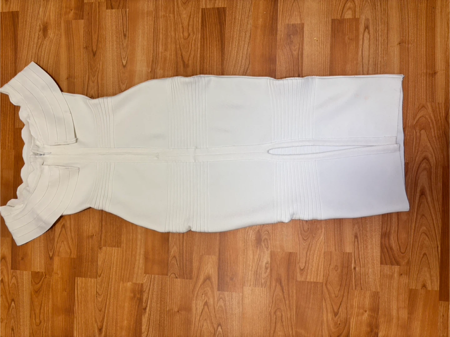 Elegant Classic Off-Shoulder White Bodycon Dress| size M| - photo 4
