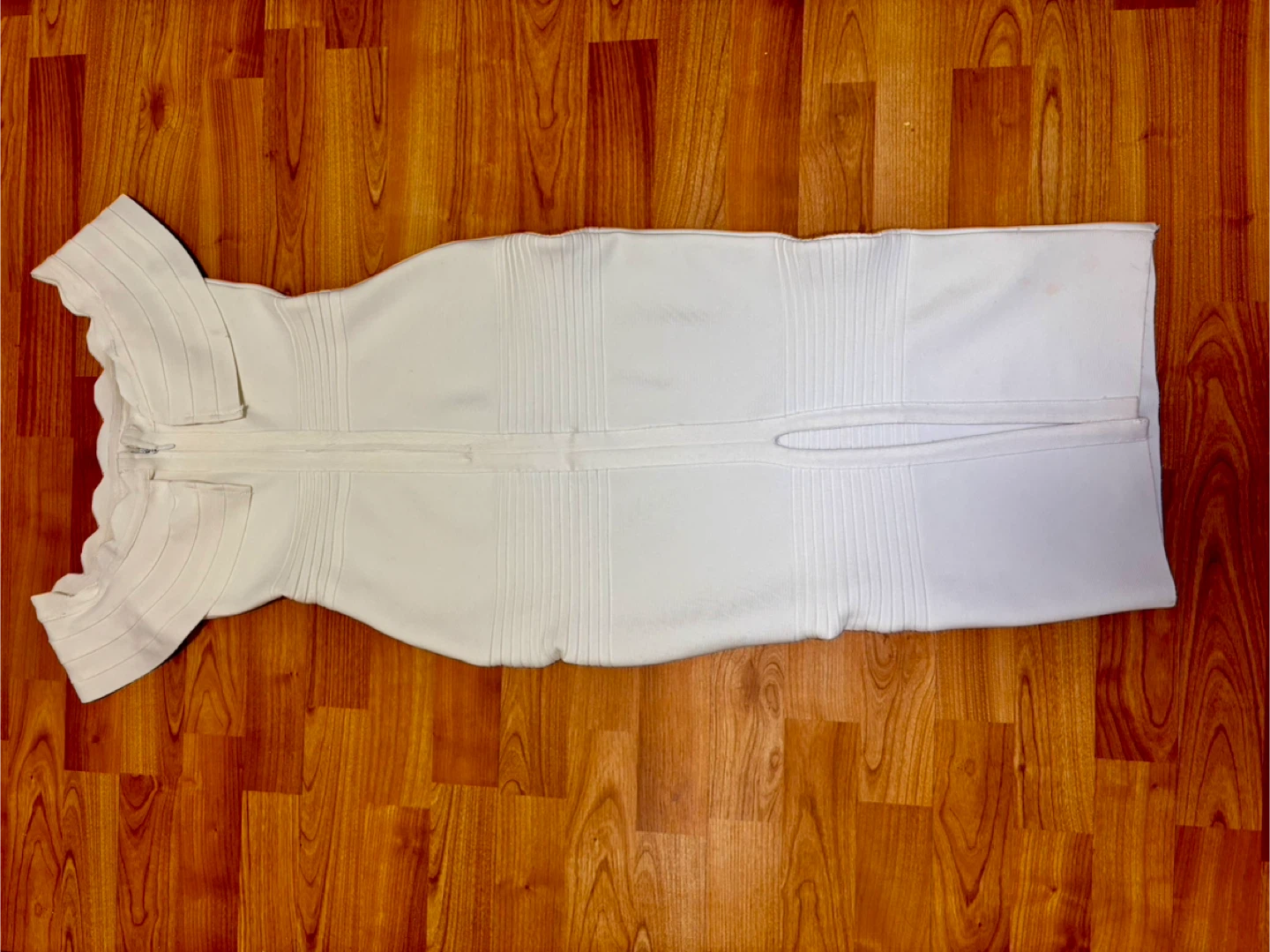 Elegant Classic Off-Shoulder White Bodycon Dress| size M| - photo 5