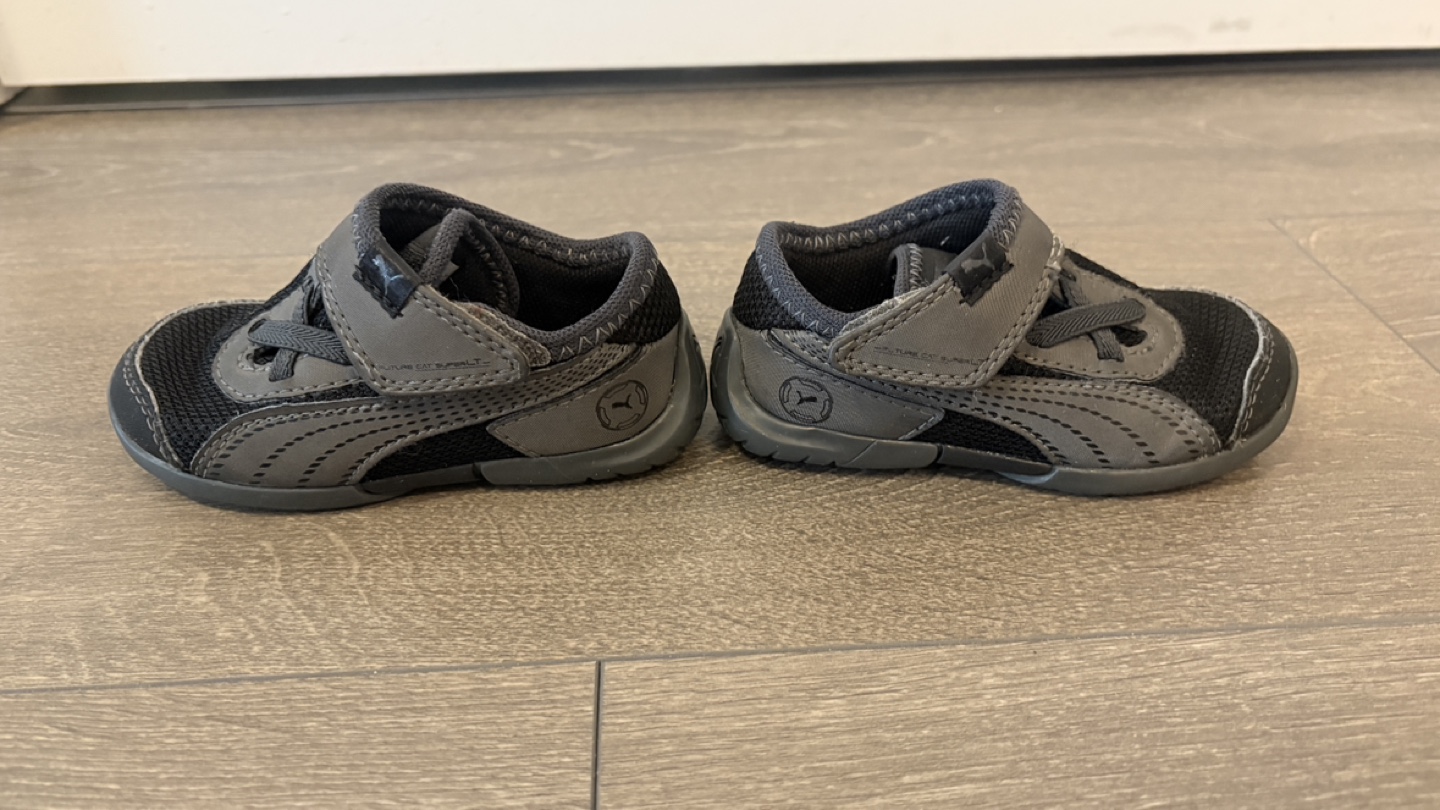 Puma Toddler Shoes (Size 5) - photo 3