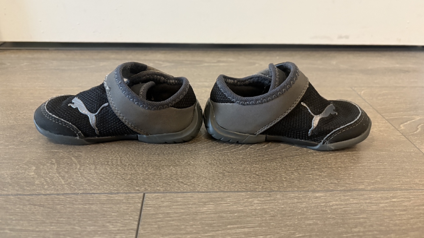 Puma Toddler Shoes (Size 5) - photo 2