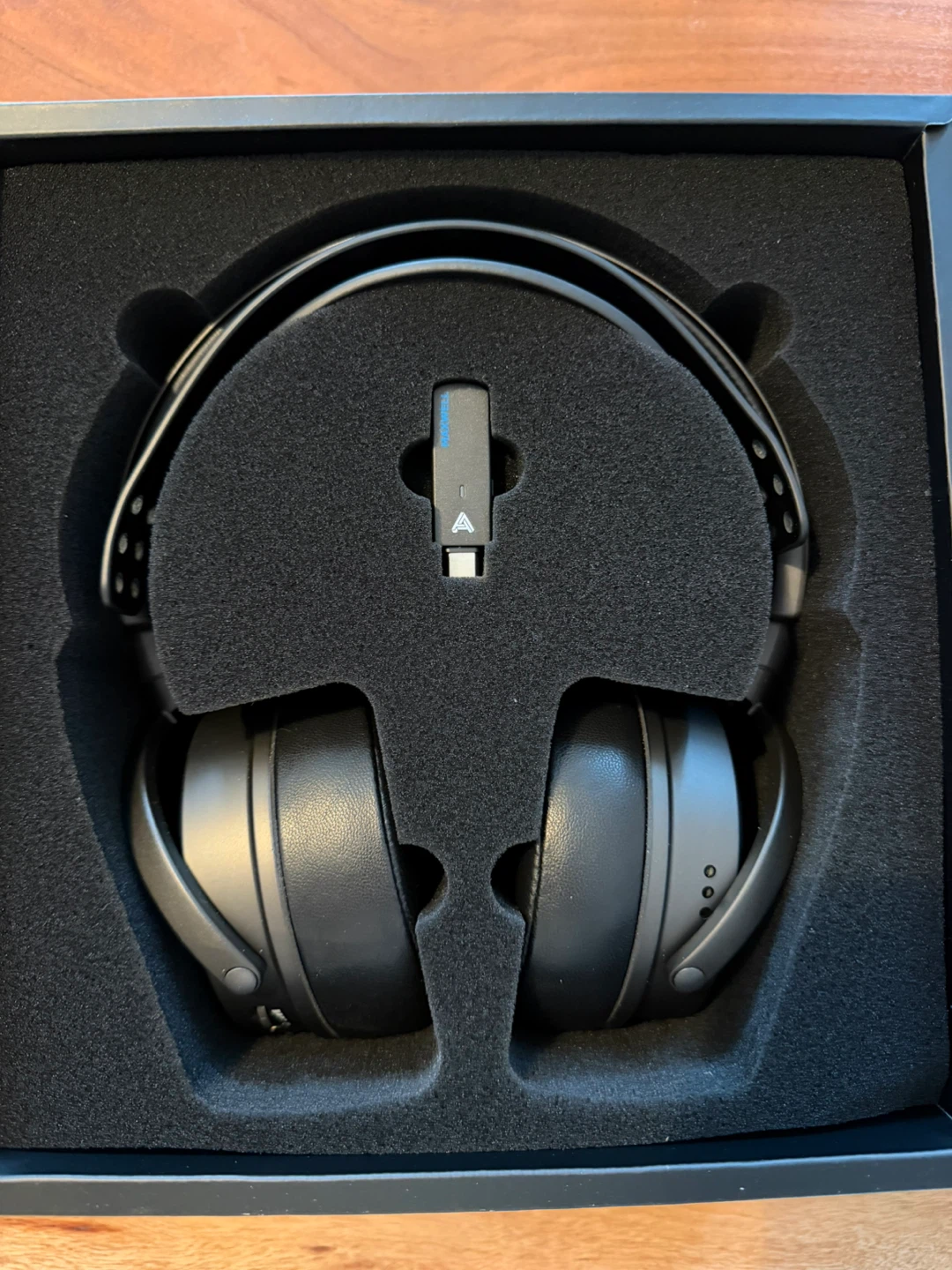 Audeze Maxwell Wireless Headset (PlayStation version) - photo 4
