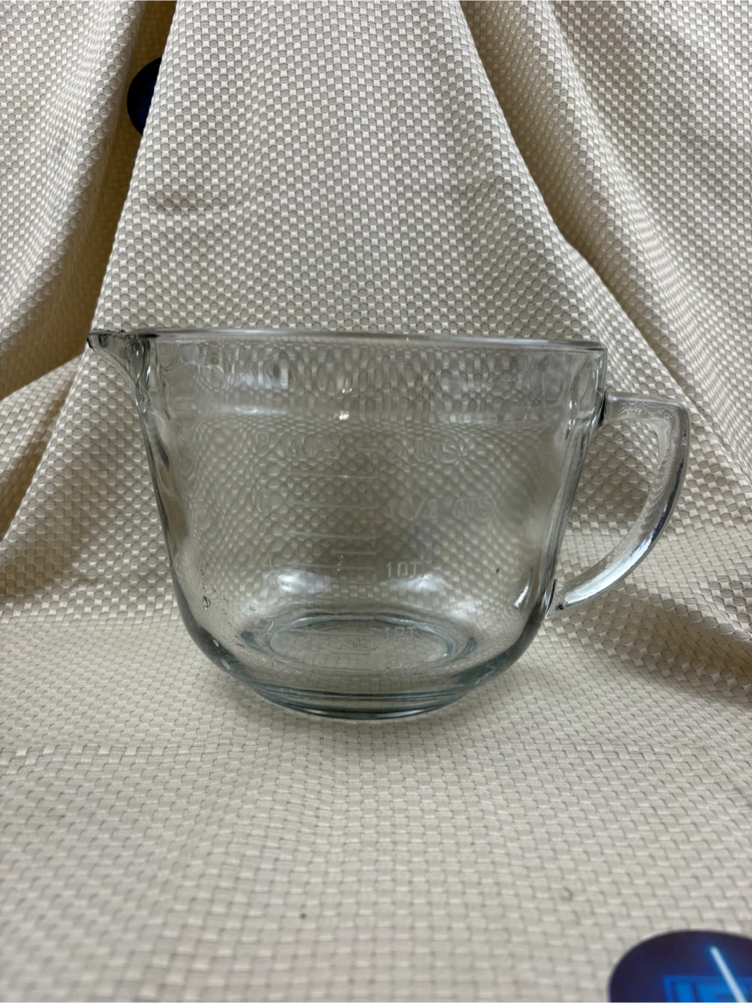 Anchor Hocking Glass Batter bowl  Measuring Cup 2 Qts 8cups