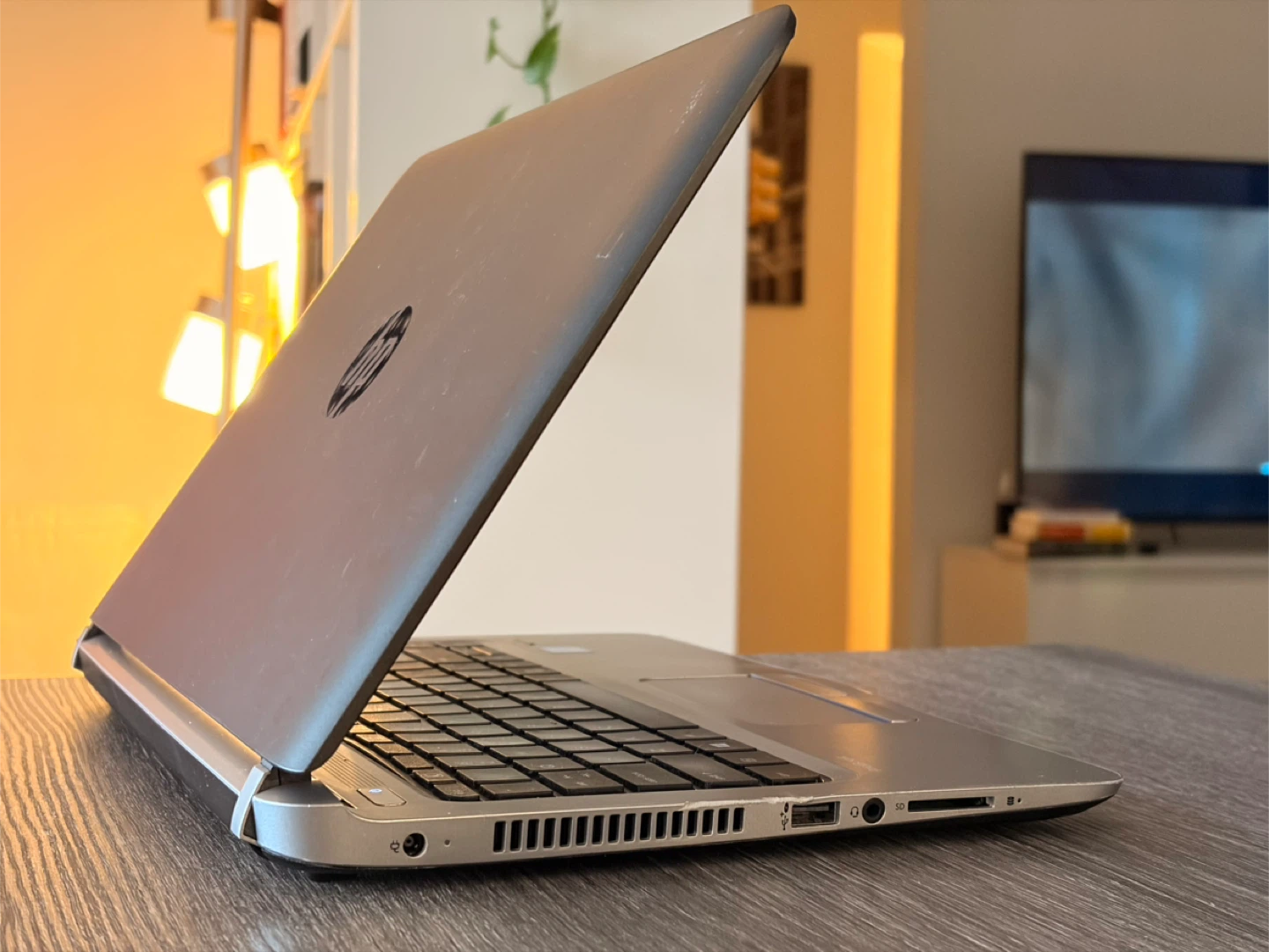 HP ProBook 430 G3 Laptop — i3-6th Gen / 8GB RAM / 256GB SSD - photo 4