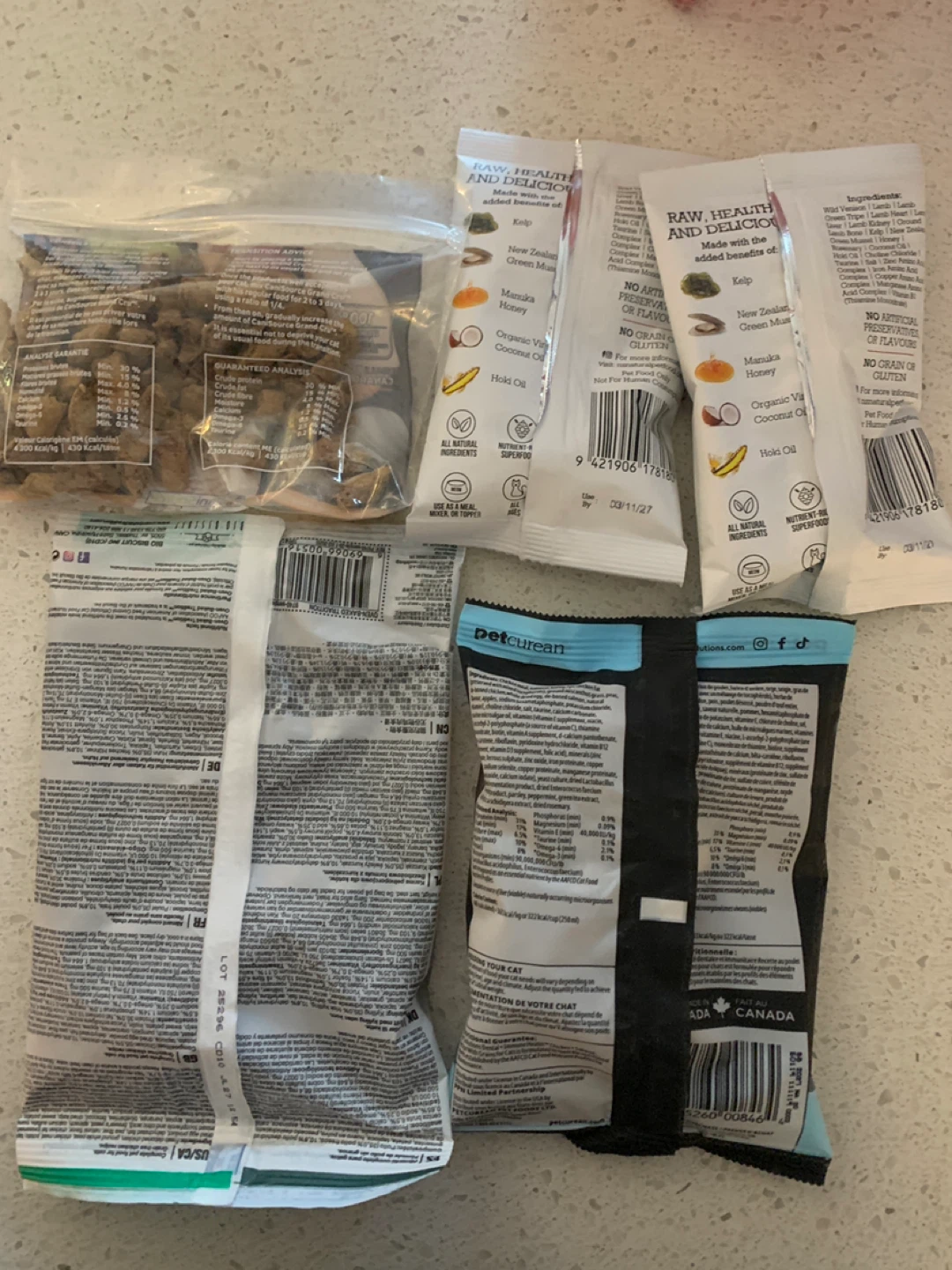 ‼️MOVING SALE - SOON‼️Assorted cat kibble samples - photo 2