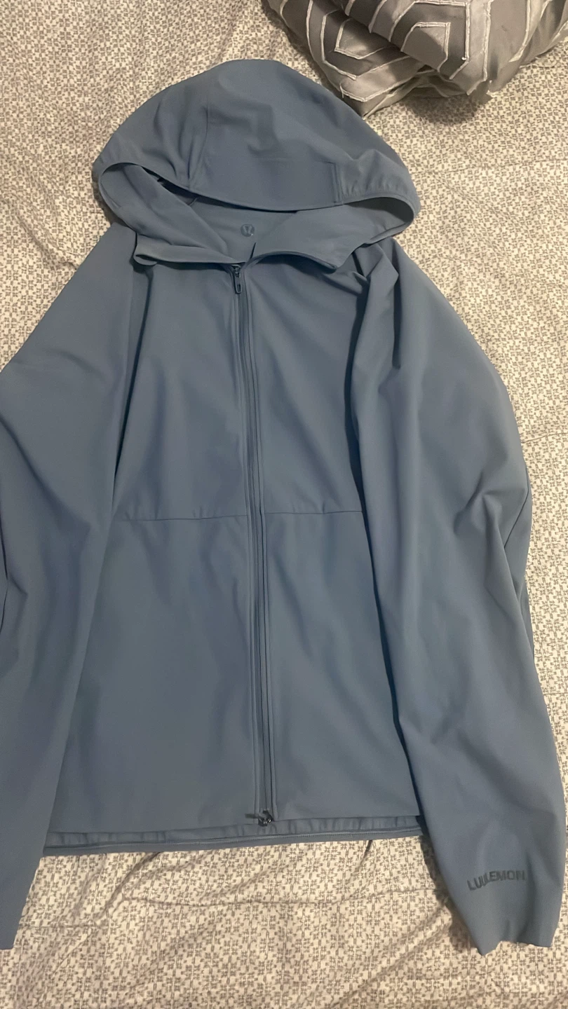 Lululemon peace breaker