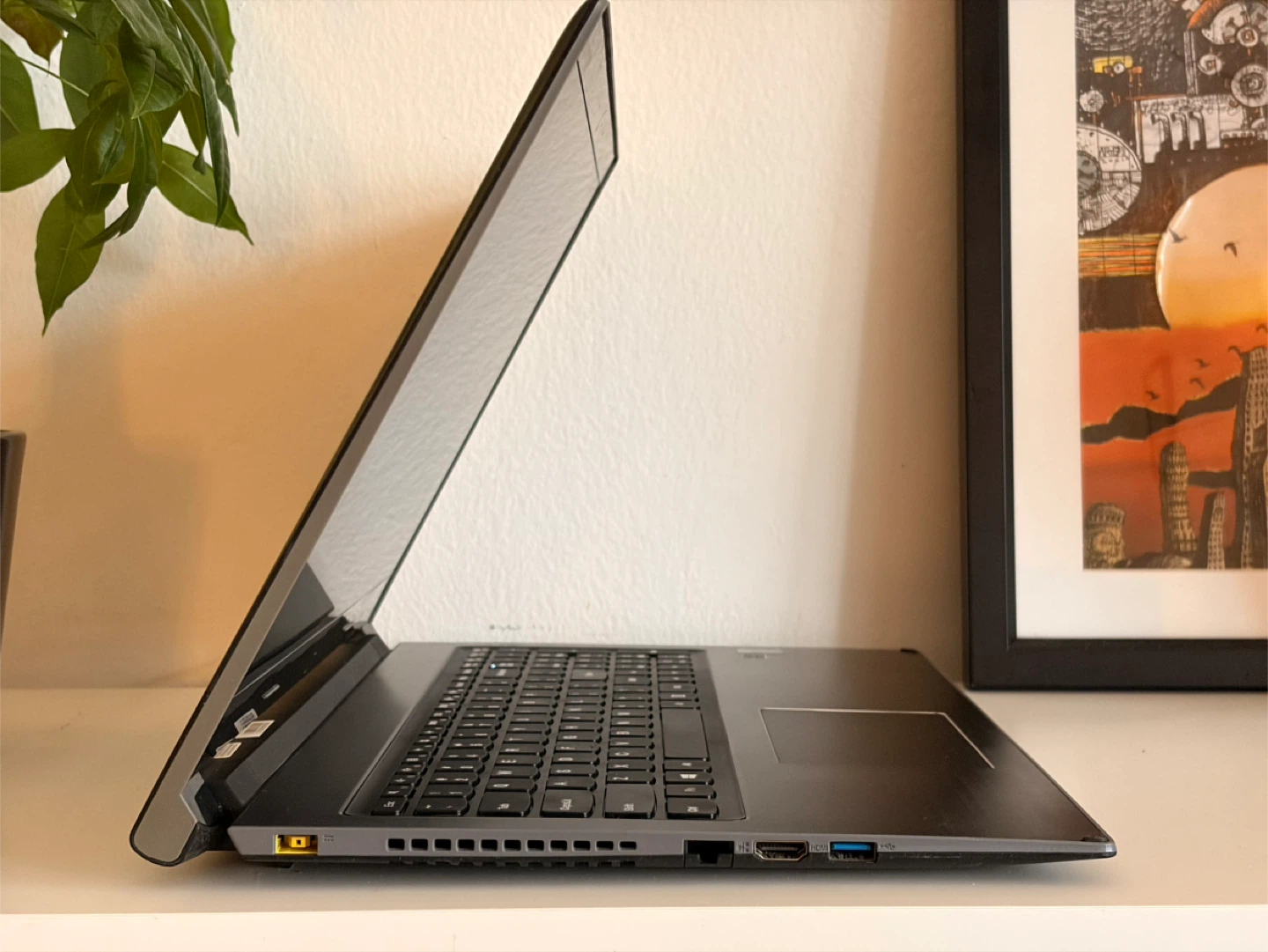 Lenovo IdeaPad Flex 15 Laptop — Core i5 / 8GB RAM / 256GB SSD - photo 3
