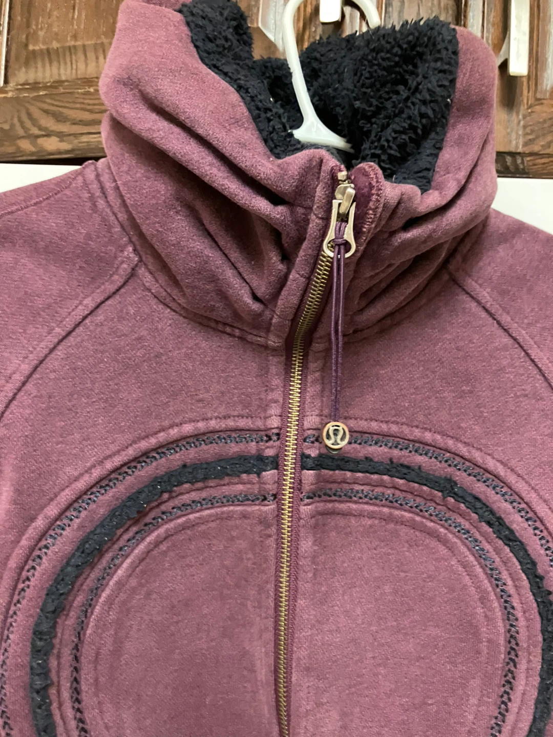 Lululemon Hoodie Jacket Size 10 Burgundy - photo 2