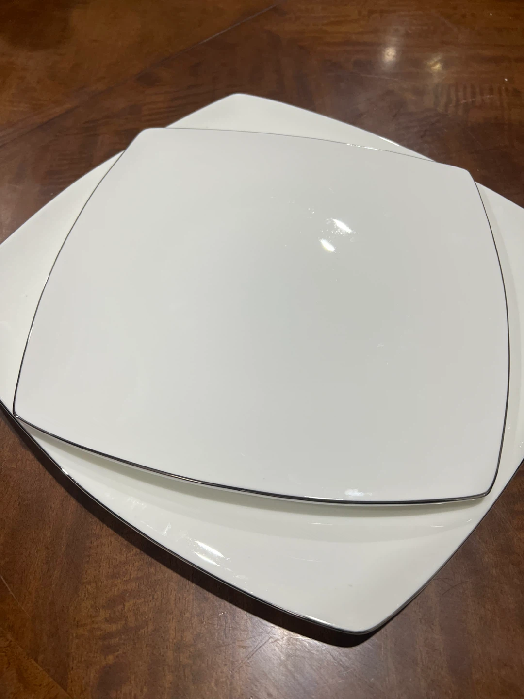 GlucksteinHome Nexus Bone China Plates (Set of 2)
