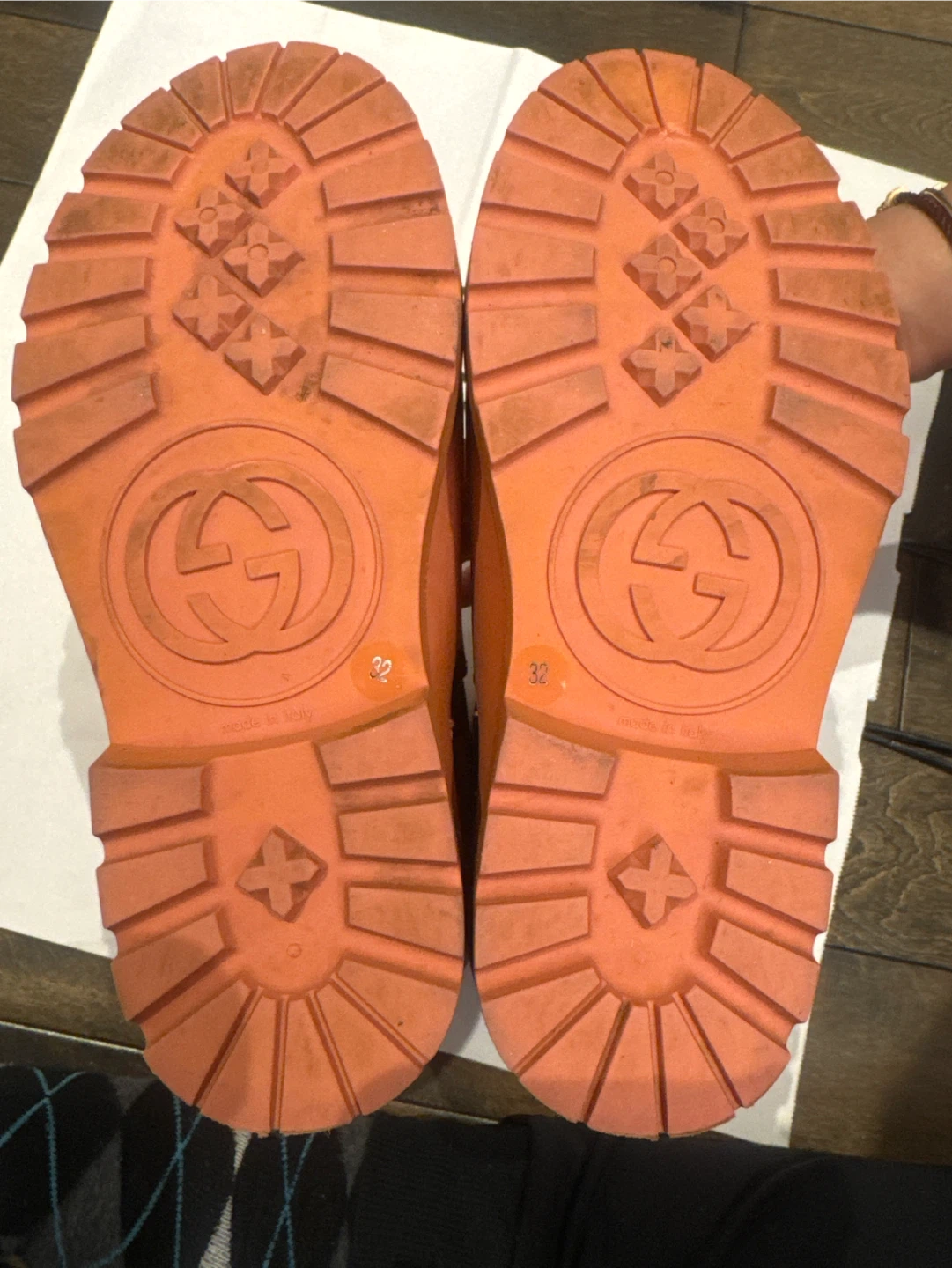 Gucci Kids Rain Boots Size 32 - photo 4