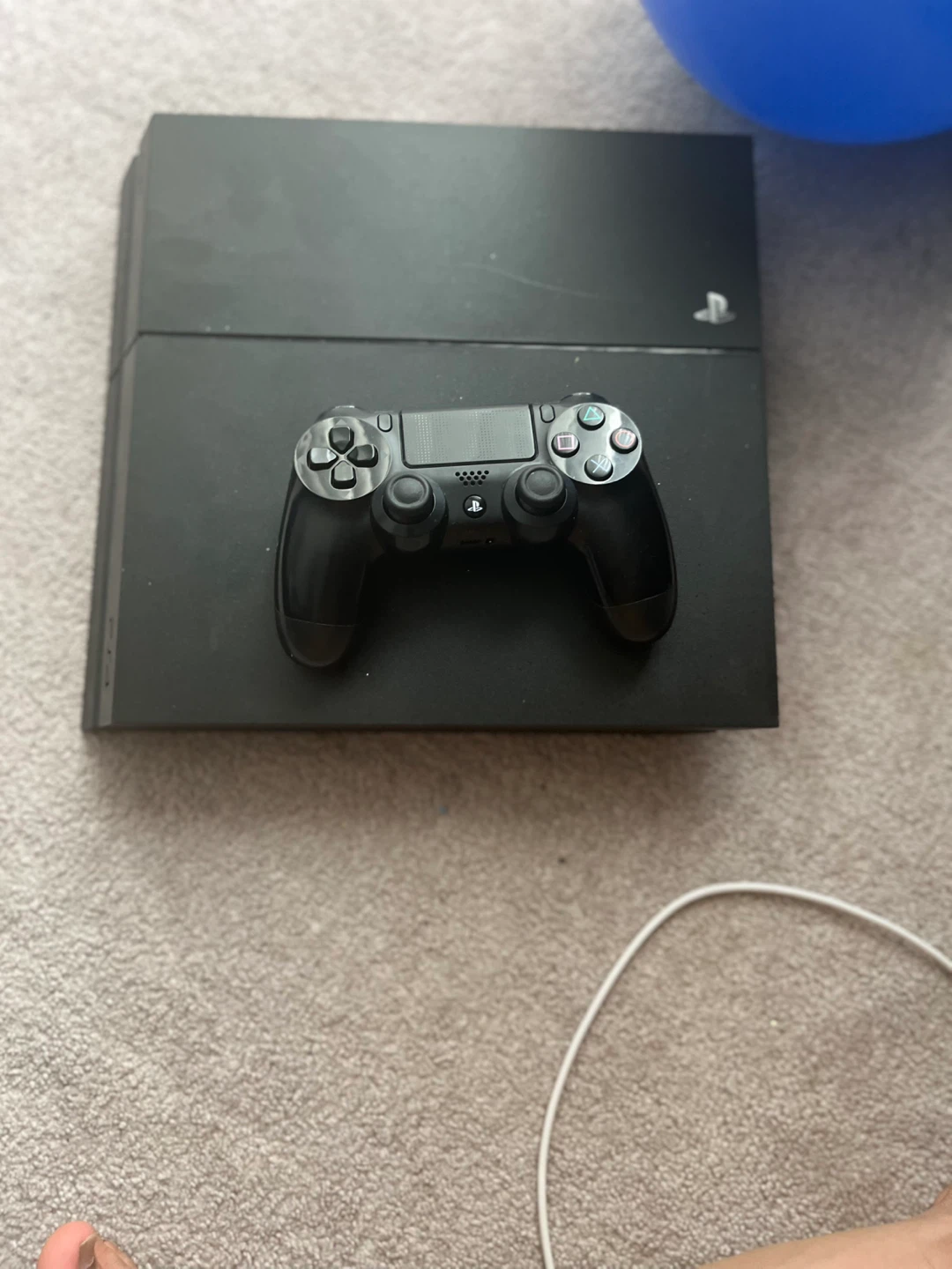 Sony PlayStation 4 (PS4) Slim Console with Controller