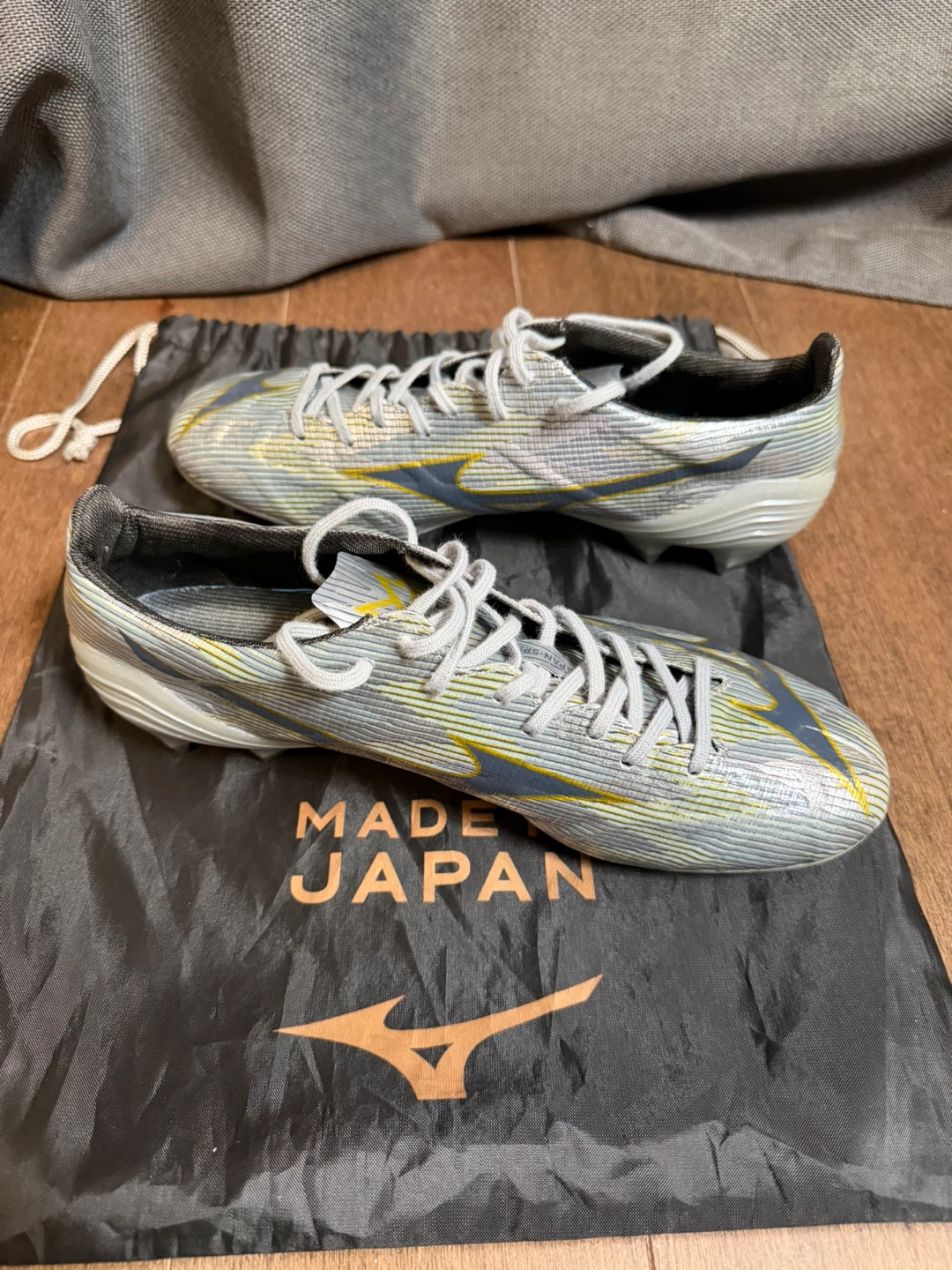Mizuno Alpha 2 Soccer Cleats - photo 2