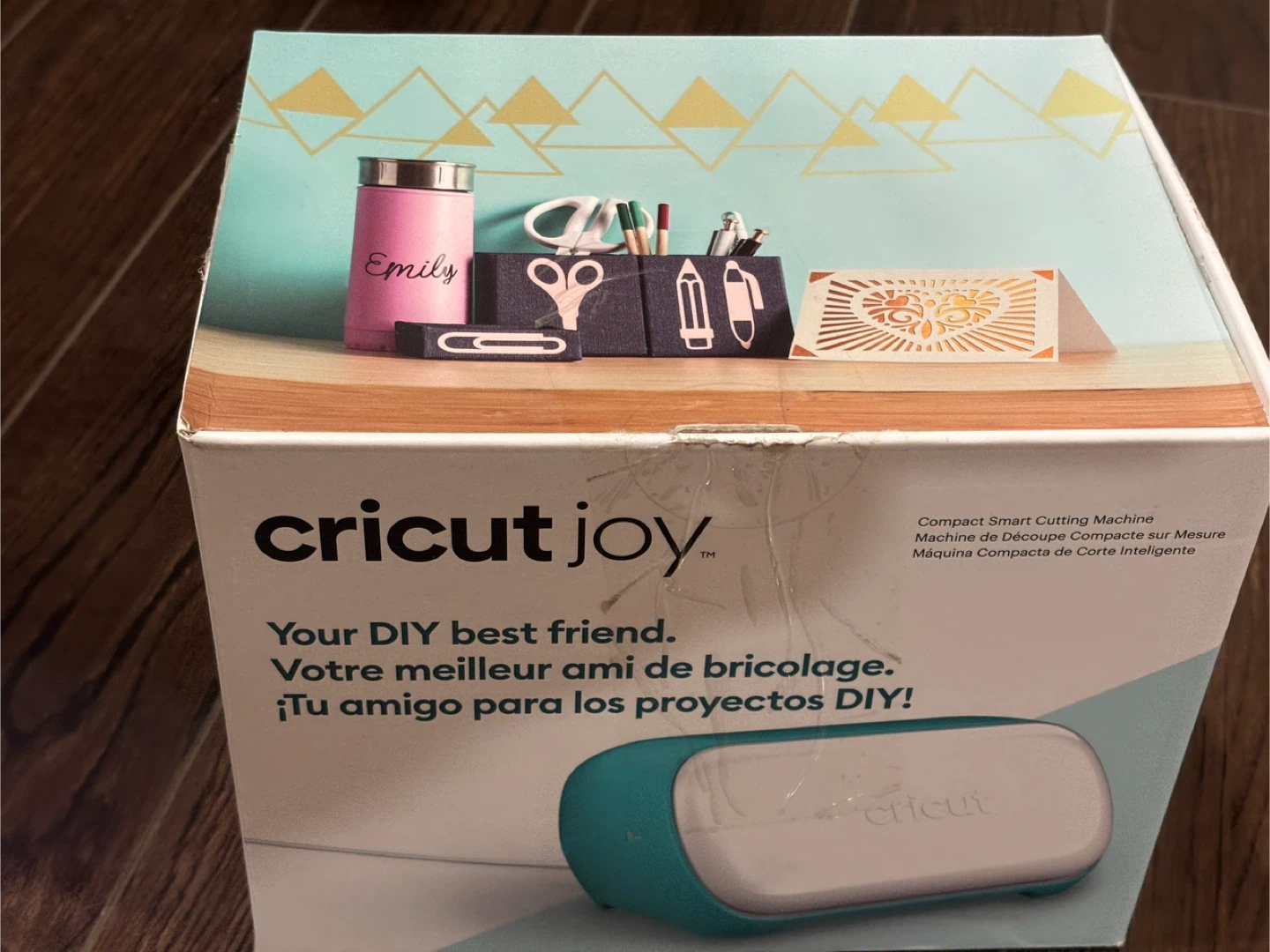 Cricut Joy Compact Smart Cutting Machine