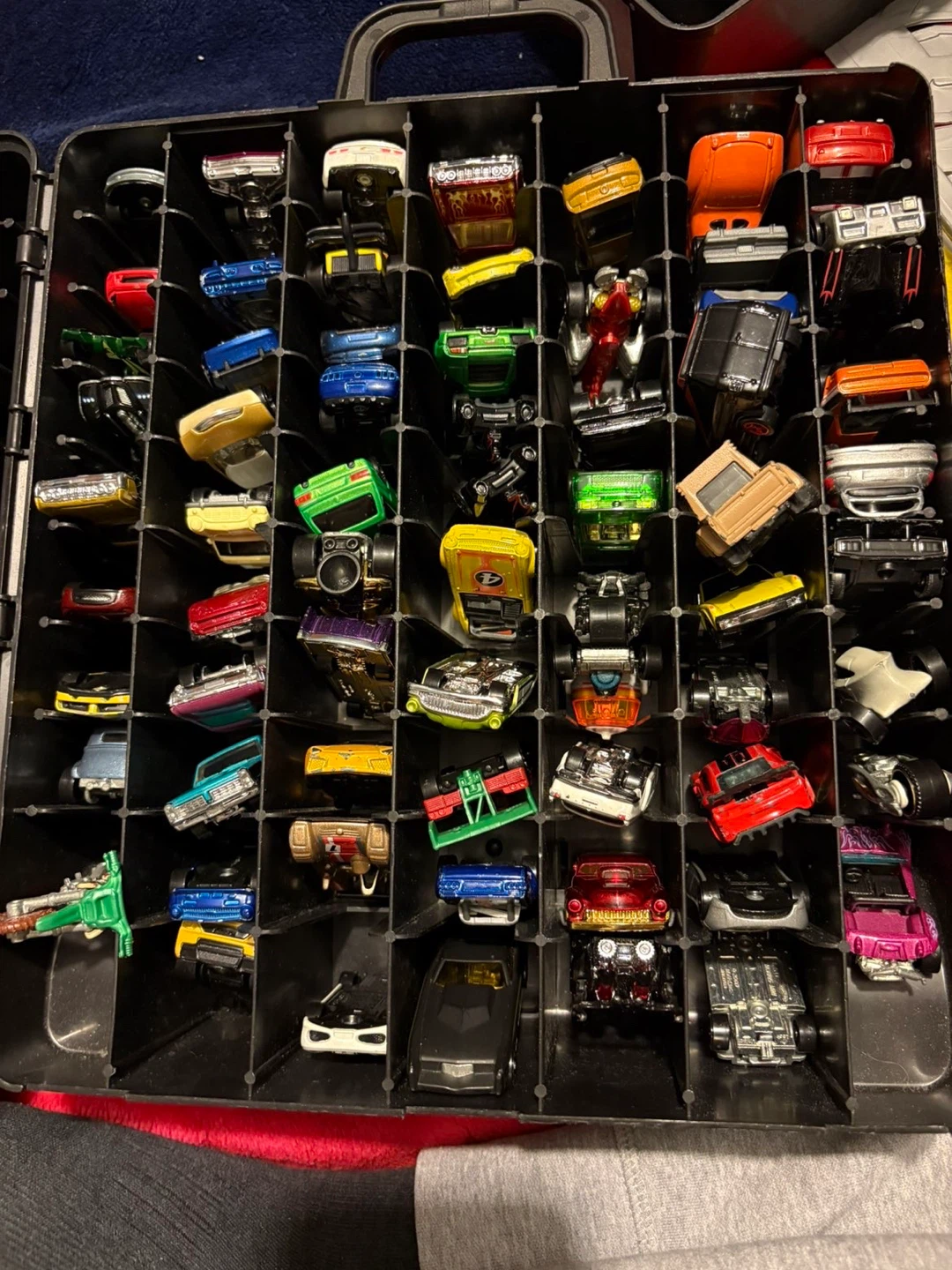 Hot Wheels Carrying Case Holds 73 Cars - photo 2