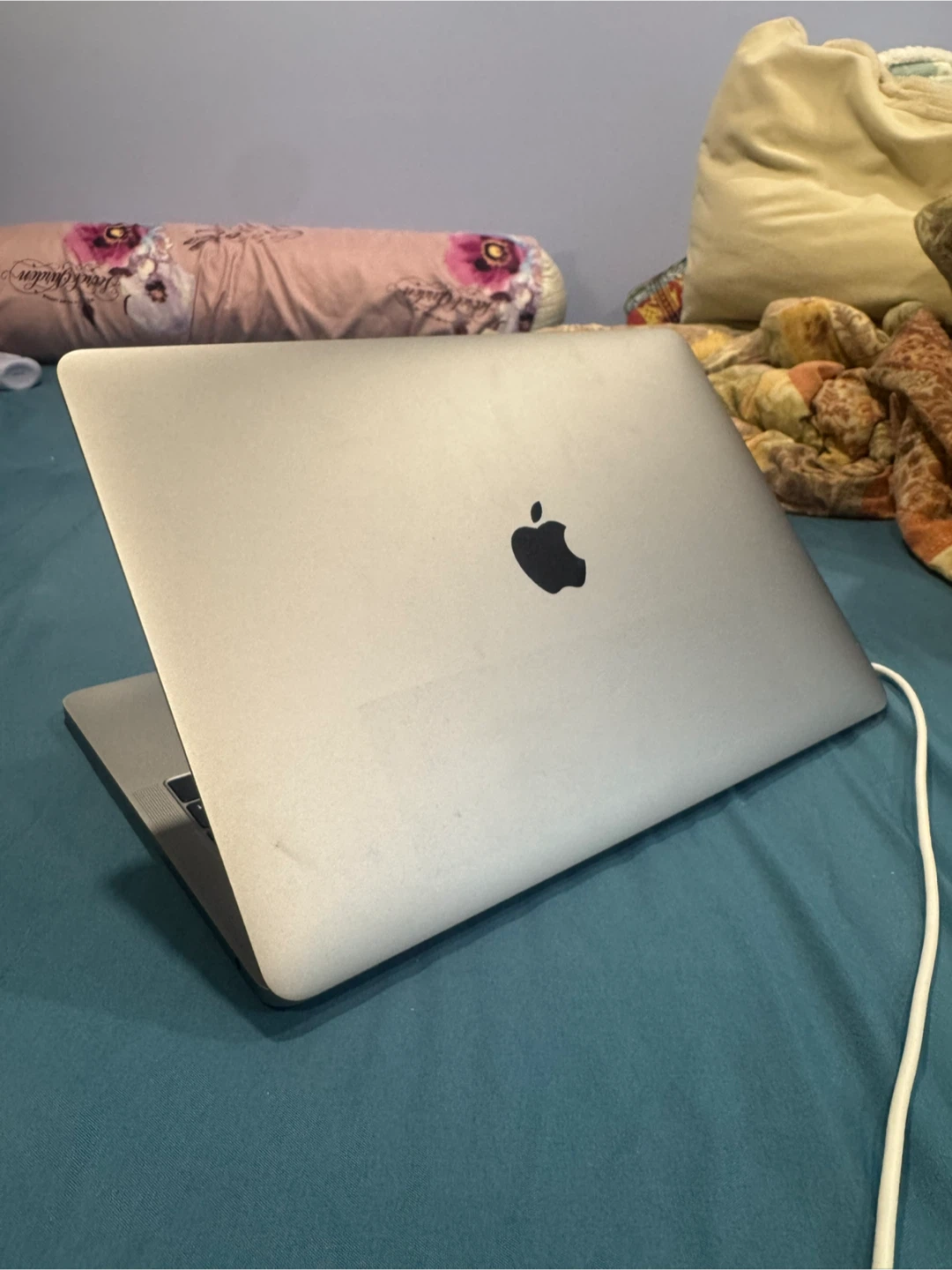 Macbook Pro 2019 Touchbar (Silver)