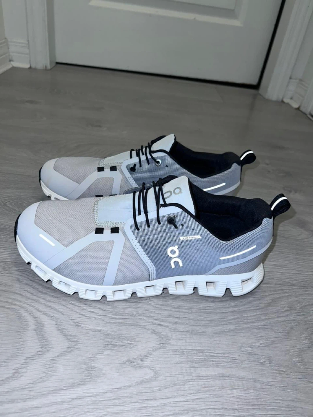On Cloud Running Shoes Grey US 8.5 M8.5 - photo 2