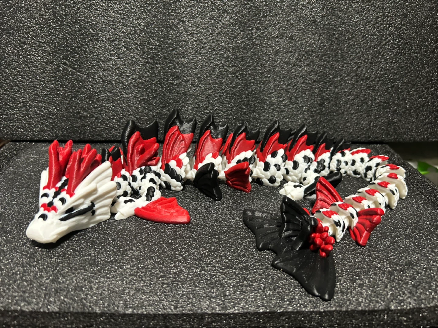 Articulated Dragon Fidget Toy - photo 3