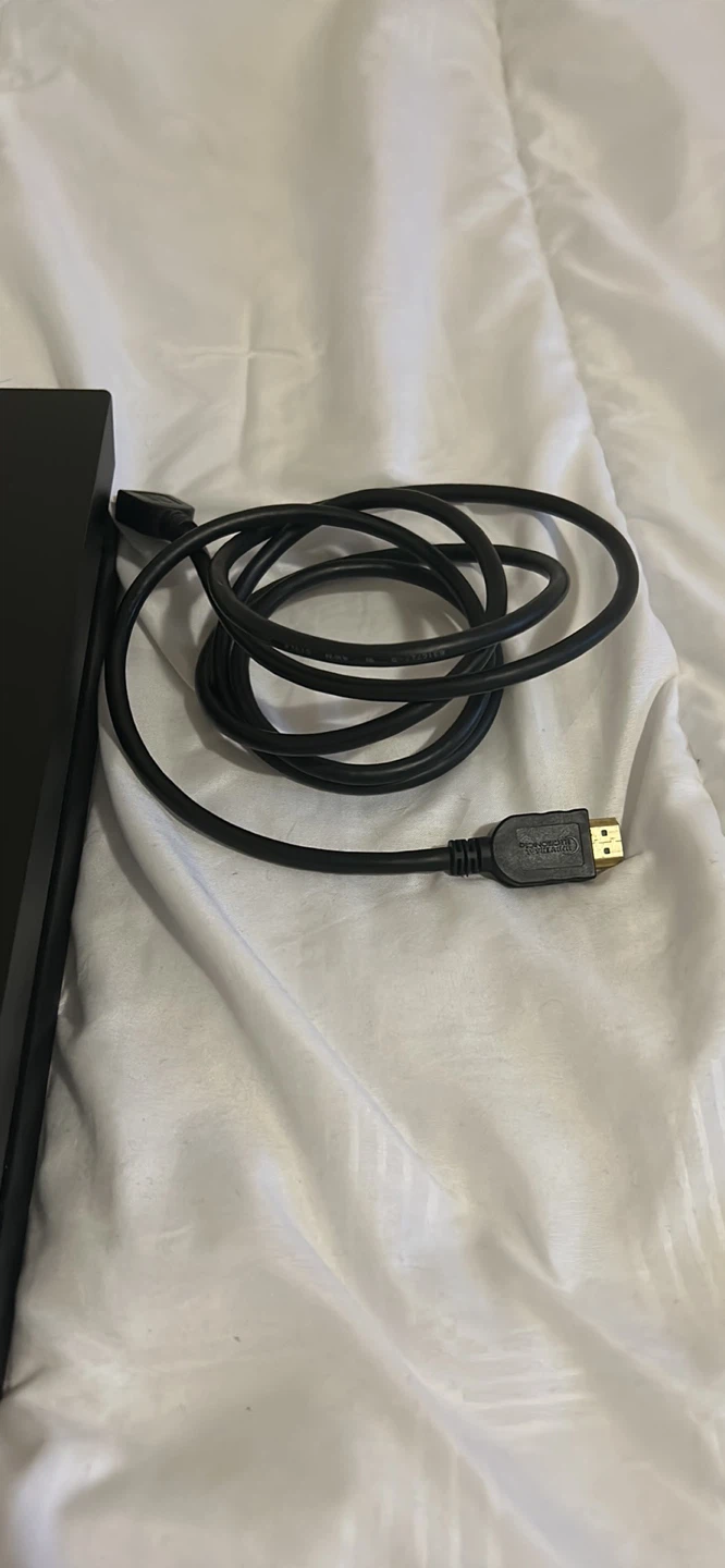 PlayStation 4 Console with White Controller and power Cables - photo 3
