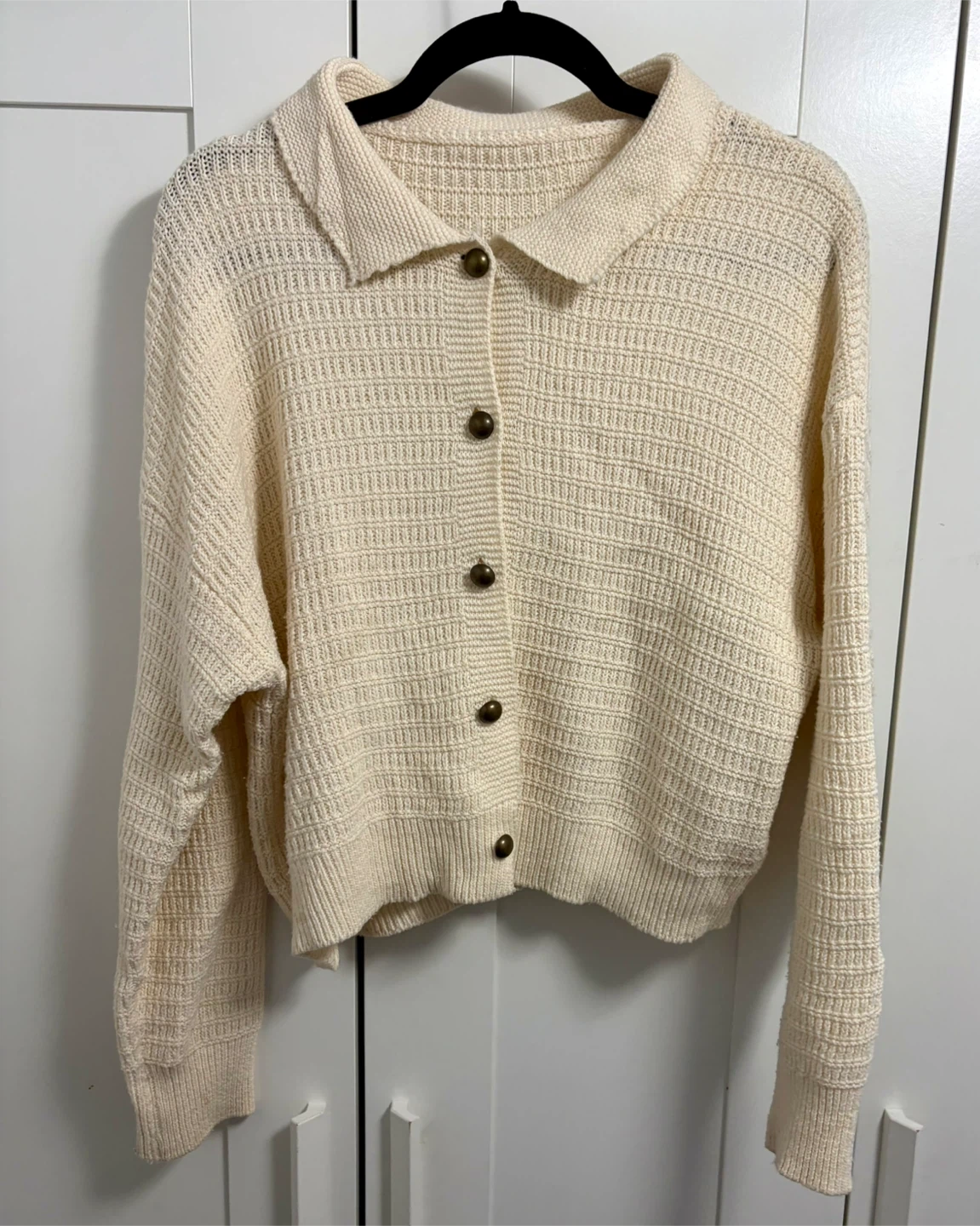Cream Knit Collared Cardigan
